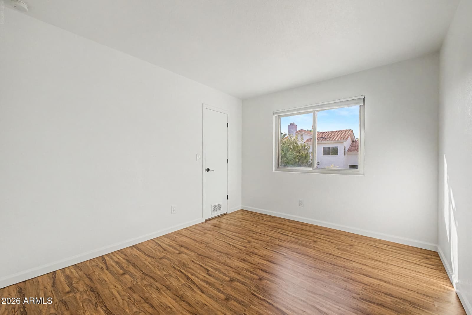 4236 E AMBERWOOD Drive, Phoenix, AZ 85048 — photo 35 of 55