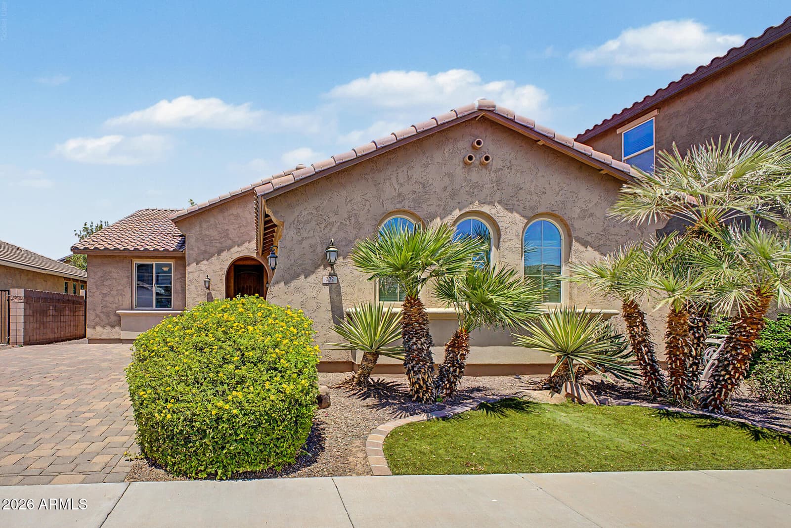 272 E GLACIER Drive, Chandler, AZ 85249 — photo 5 of 31