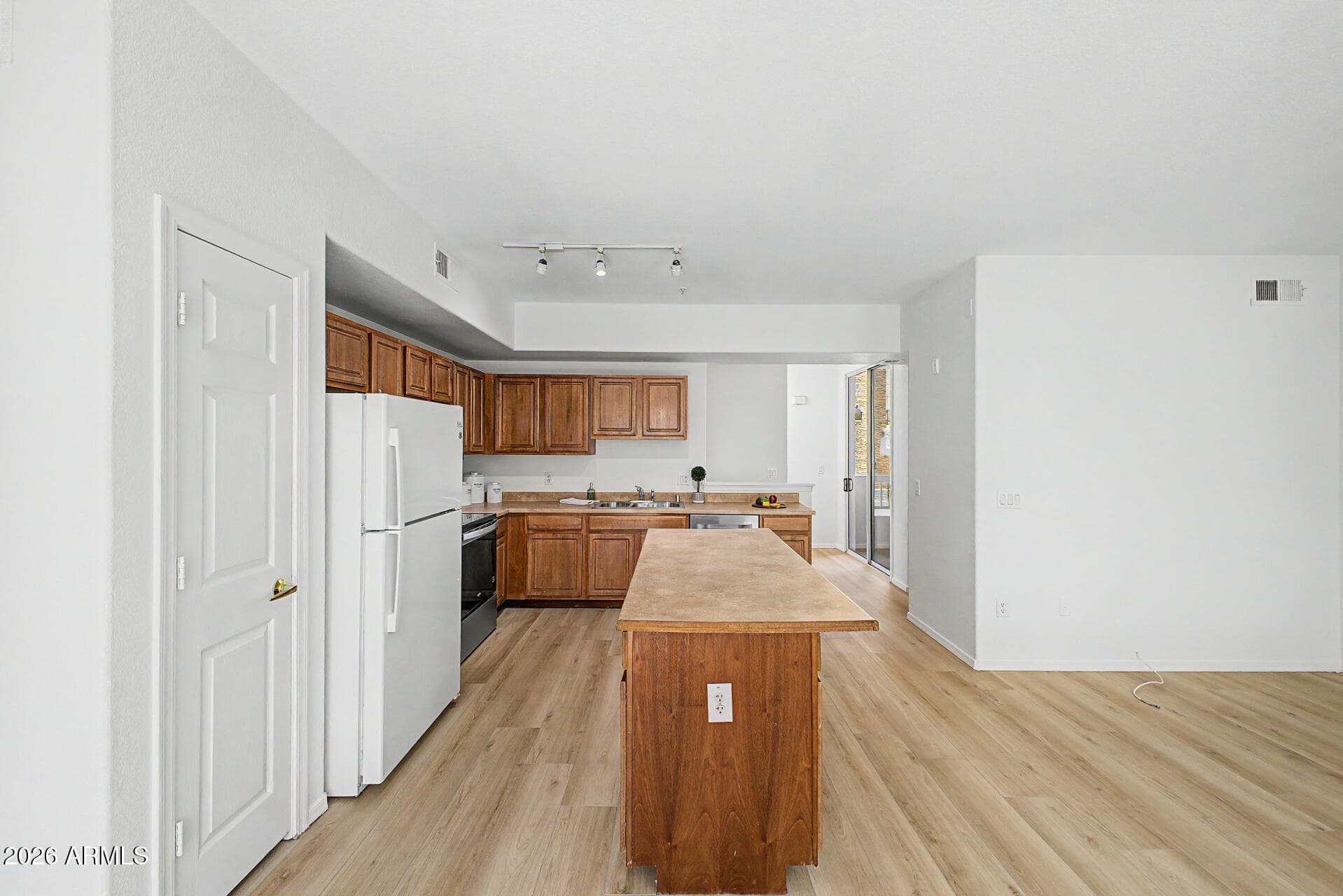 18250 N CAVE CREEK Road 137, Phoenix, AZ 85032 — photo 14 of 43