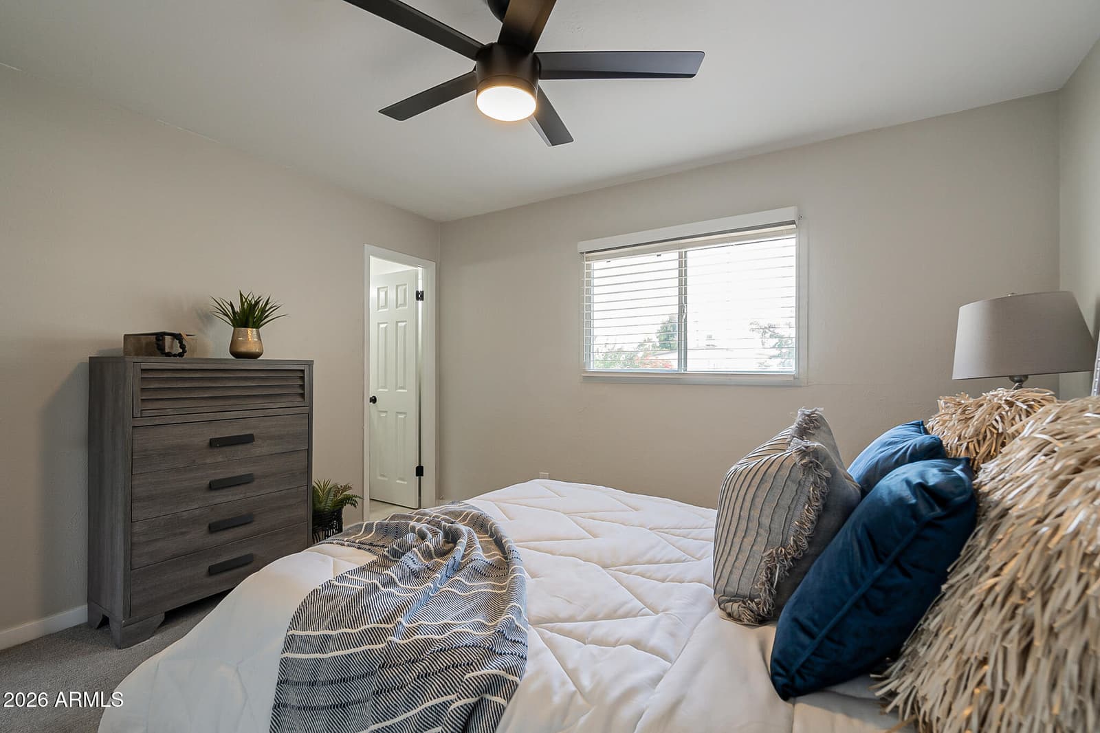 3232 E EMILE ZOLA Avenue, Phoenix, AZ 85032 — photo 19 of 39