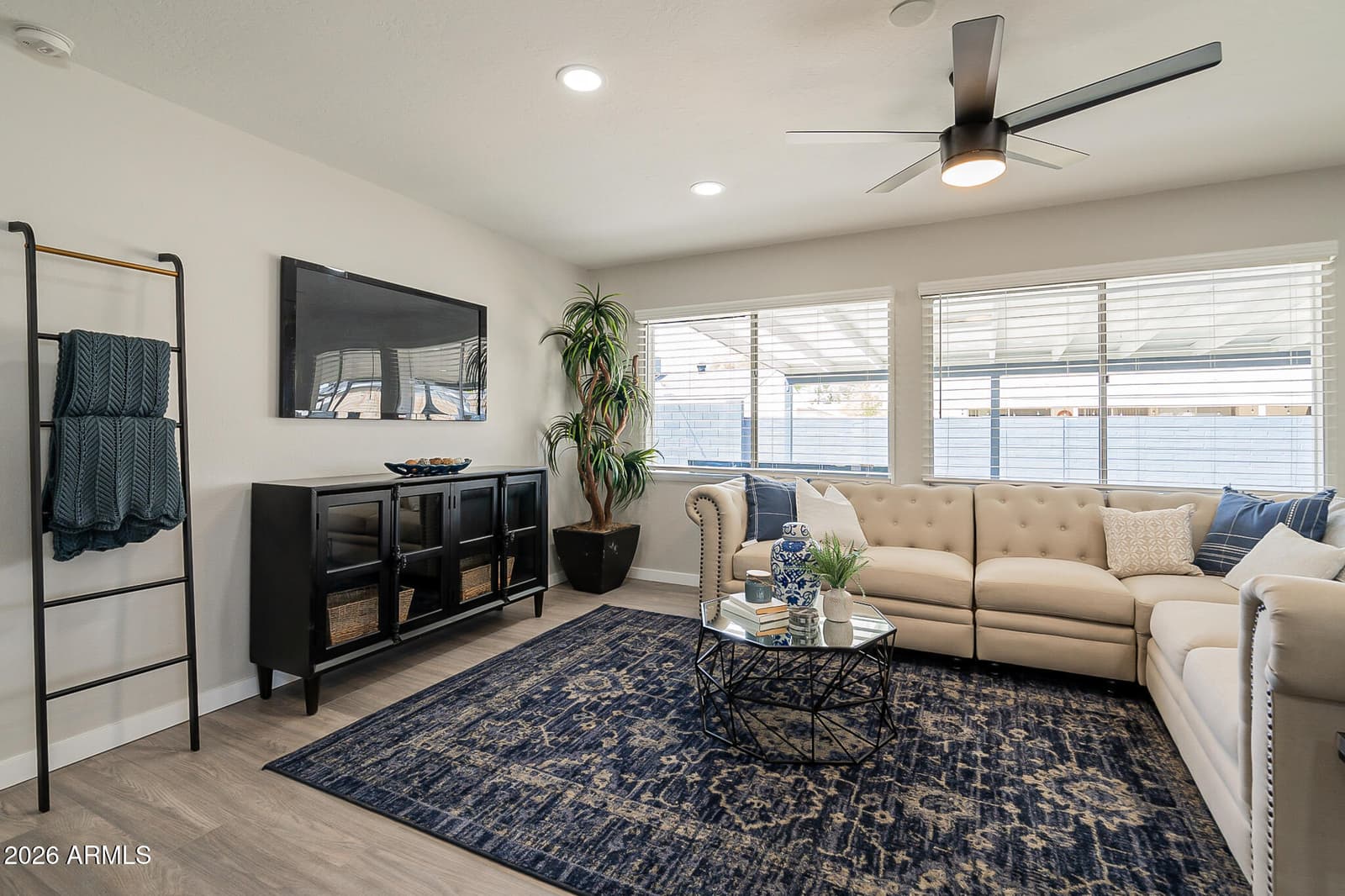 3232 E EMILE ZOLA Avenue, Phoenix, AZ 85032 — photo 6 of 39