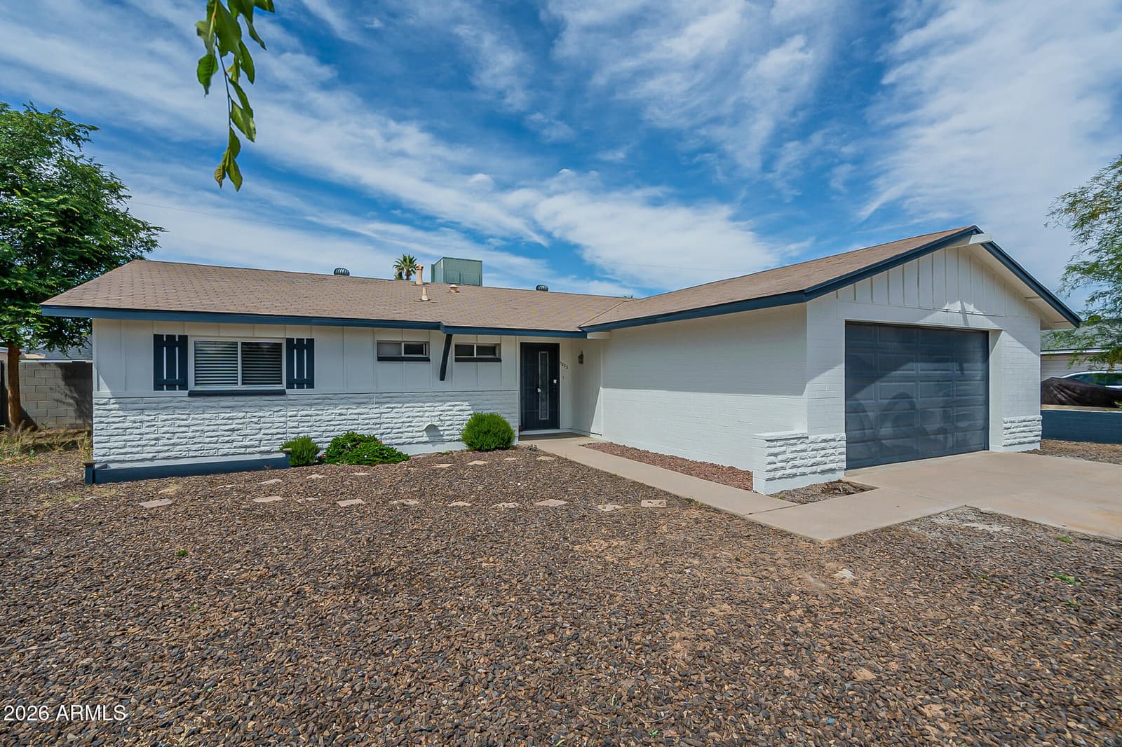 3232 E EMILE ZOLA Avenue, Phoenix, AZ 85032 — photo 1 of 39