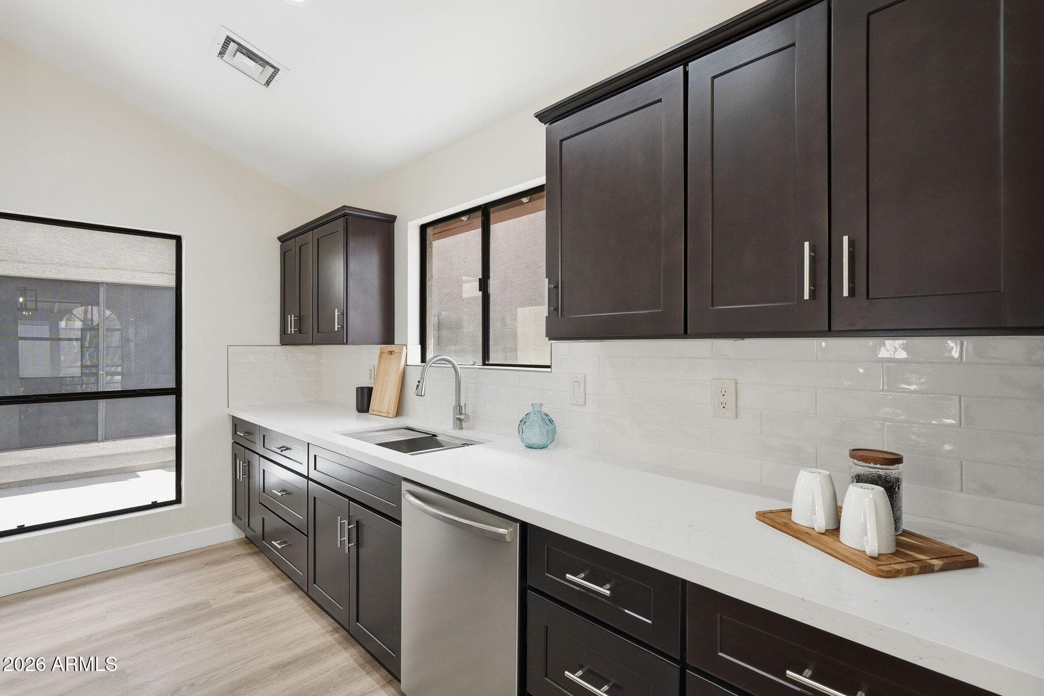 7113 W JULIE Drive, Glendale, AZ 85308 — photo 10 of 54