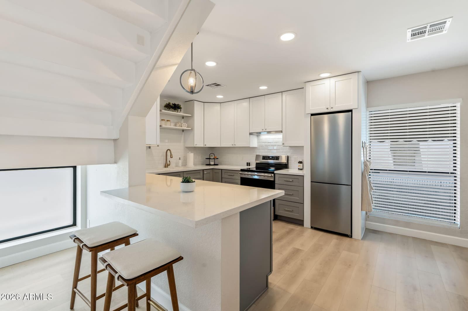 2 W GEORGIA Avenue 9, Phoenix, AZ 85013 — photo 14 of 35