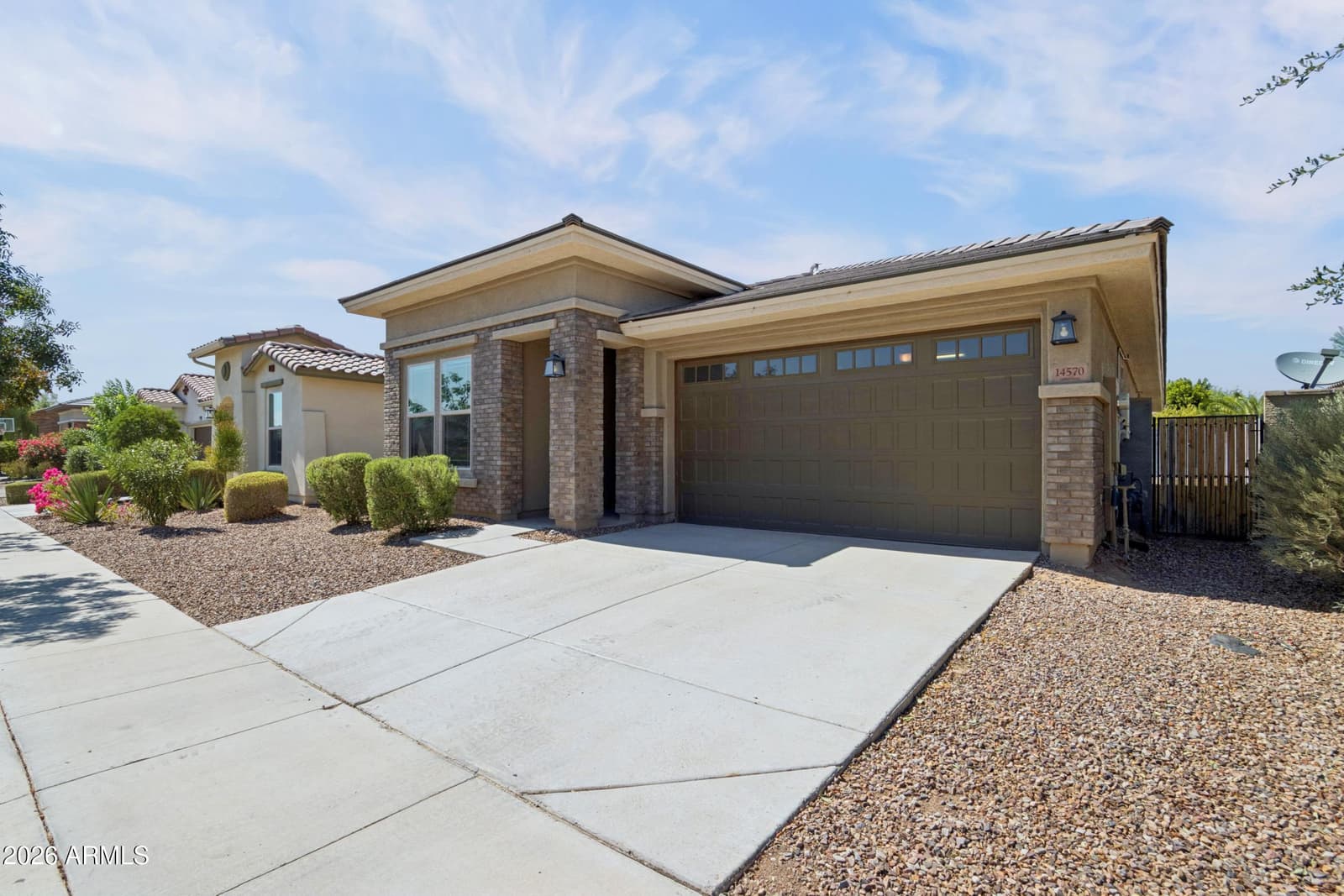 14570 W ASTER Drive, Surprise, AZ 85379 — photo 3 of 41