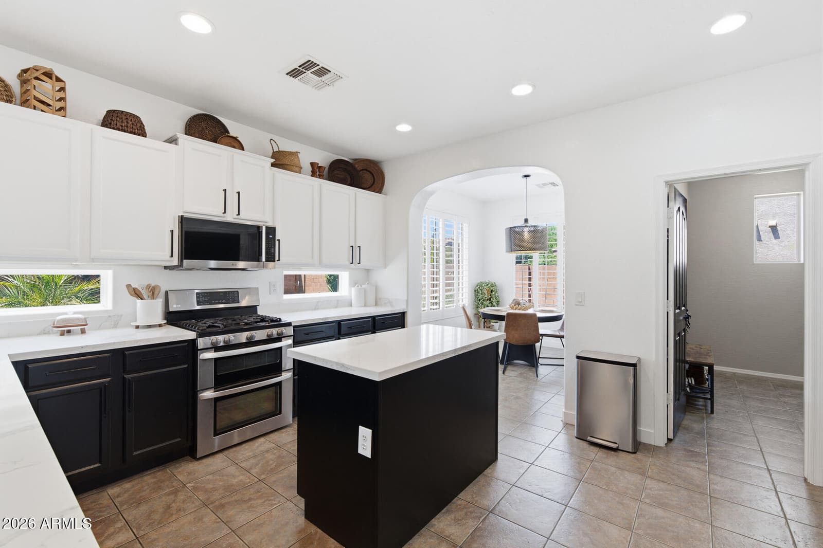 6312 S SKY Lane, Gilbert, AZ 85298 — photo 12 of 43