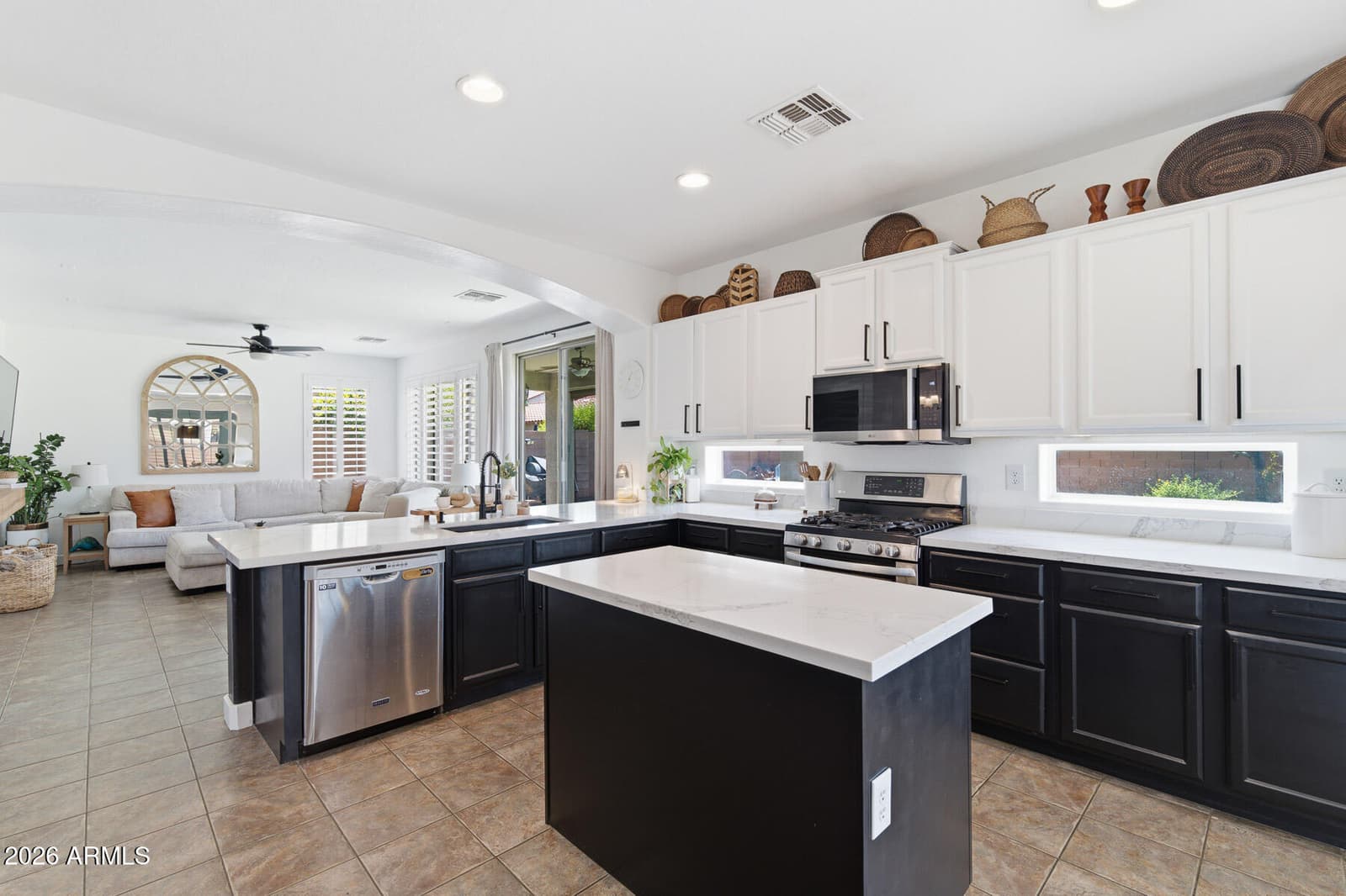6312 S SKY Lane, Gilbert, AZ 85298 — photo 13 of 43