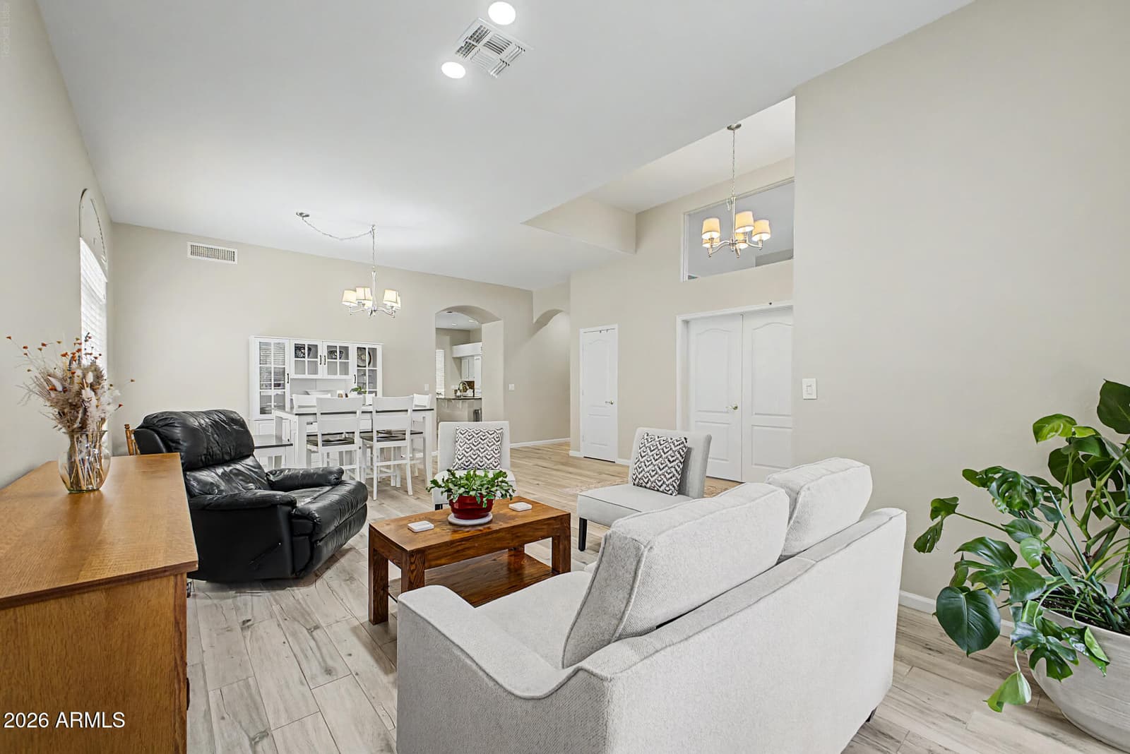6528 W VIA MONTOYA Drive, Glendale, AZ 85310 — photo 5 of 42