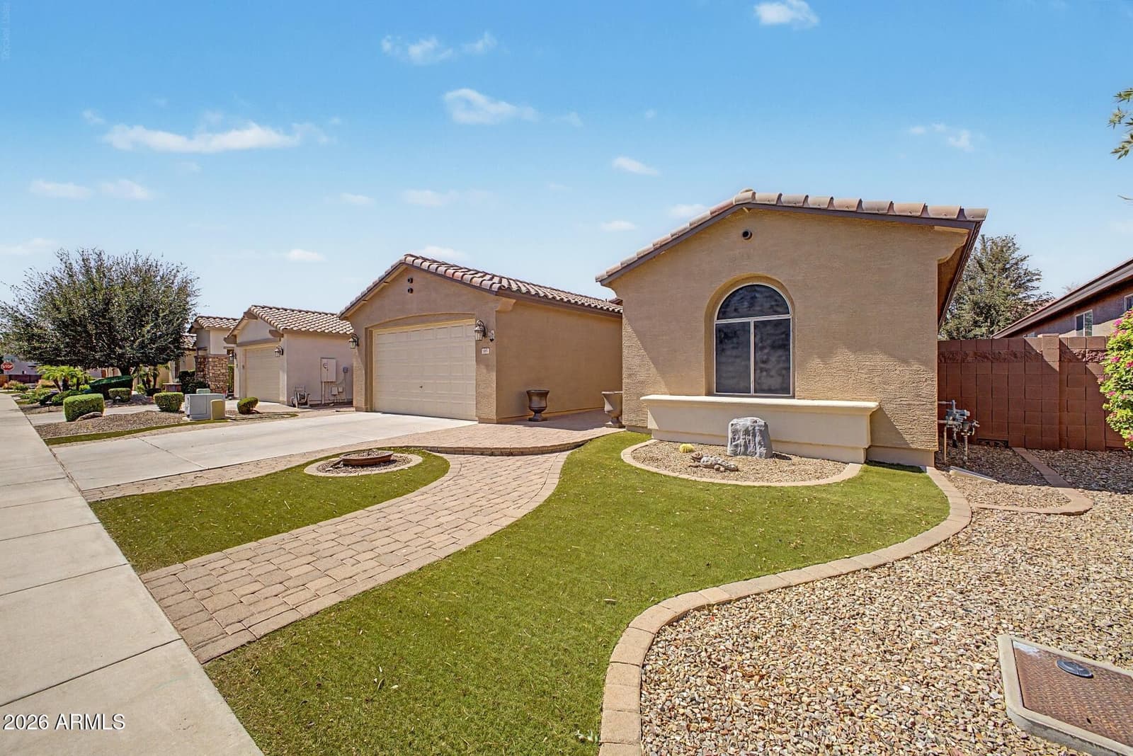668 W STANLEY Avenue, Queen Creek, AZ 85140 — photo 4 of 45