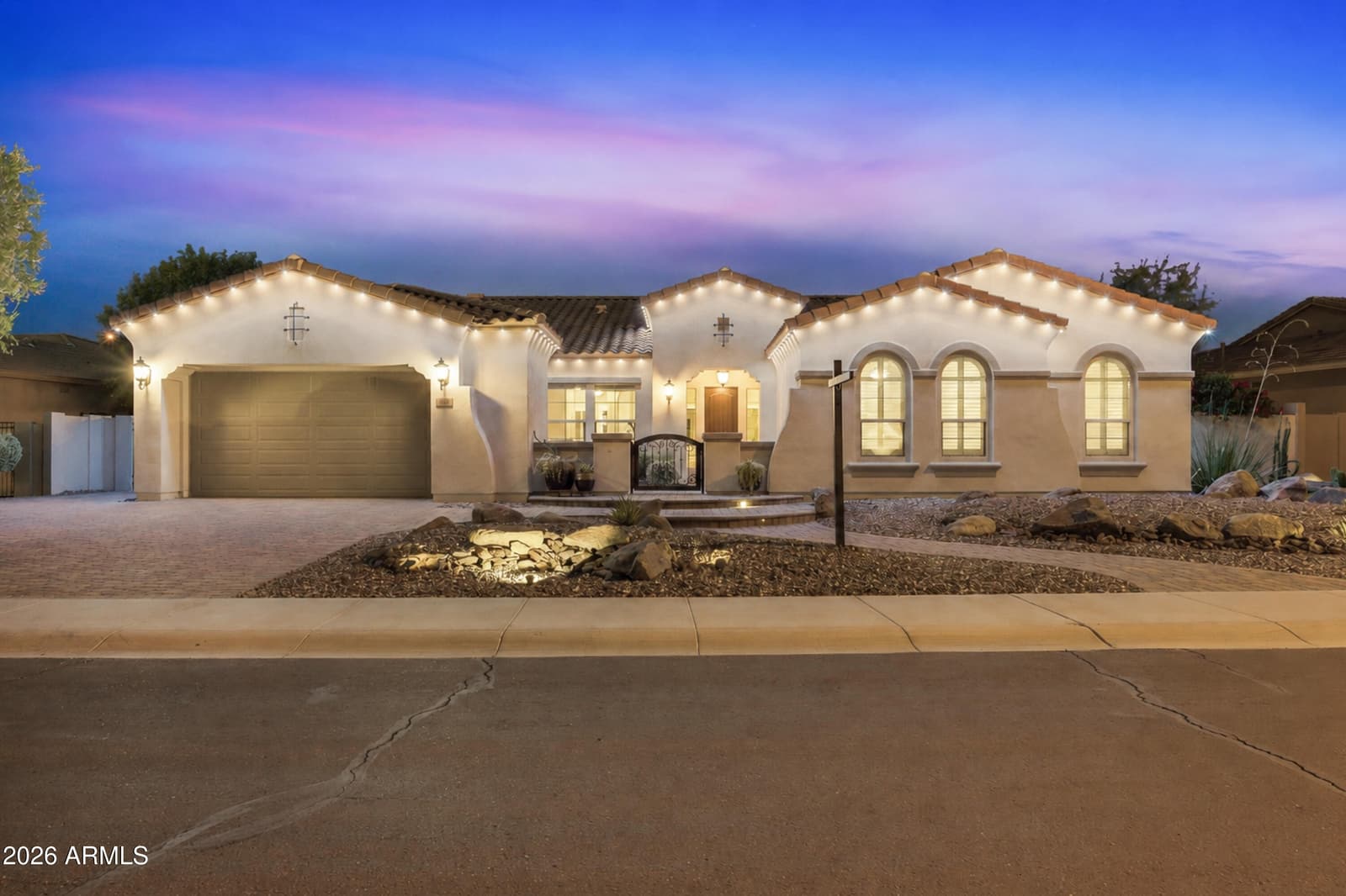 5097 S PONDEROSA Drive, Gilbert, AZ 85298 — photo 6 of 122