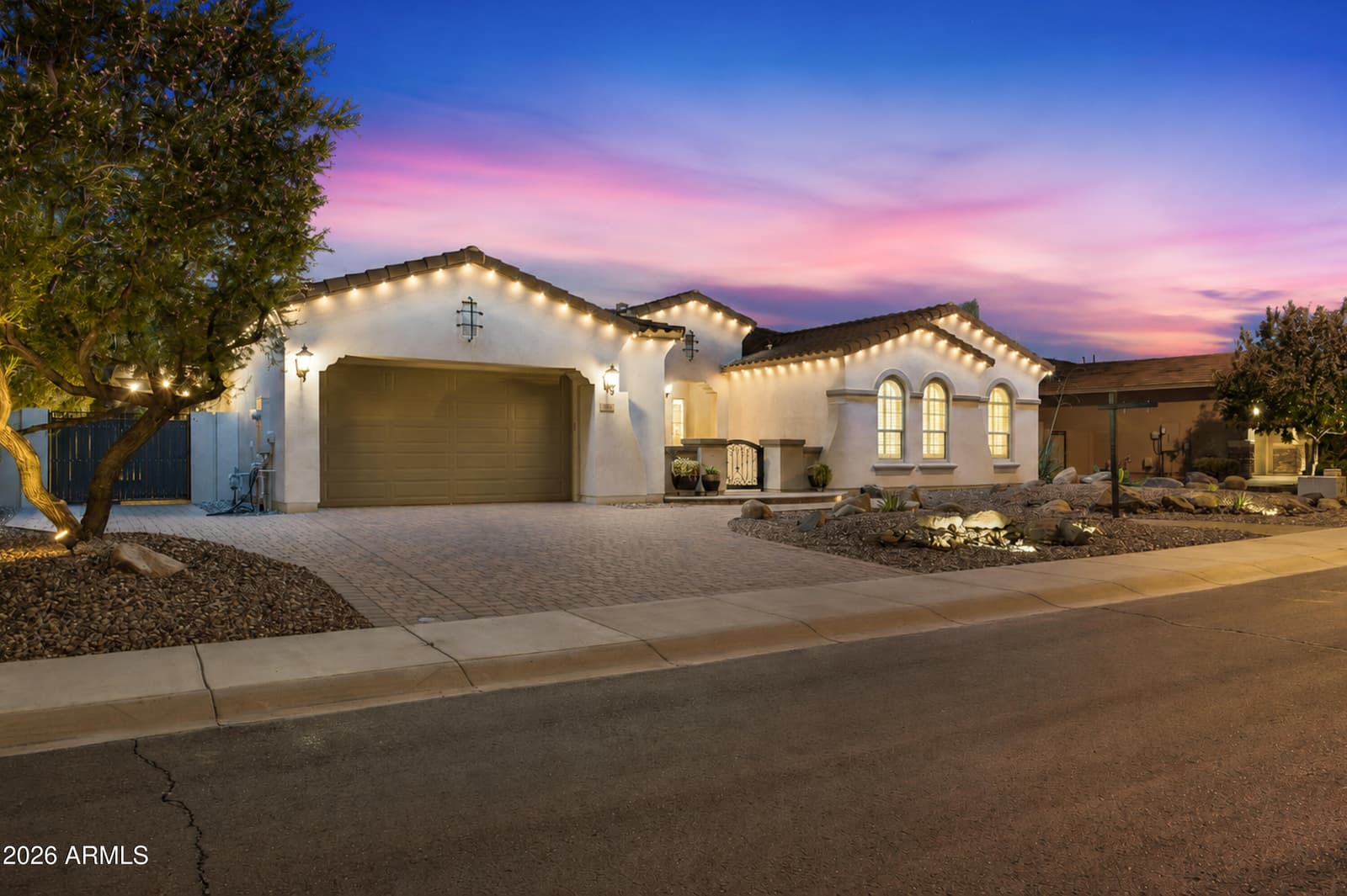 5097 S PONDEROSA Drive, Gilbert, AZ 85298 — photo 7 of 122