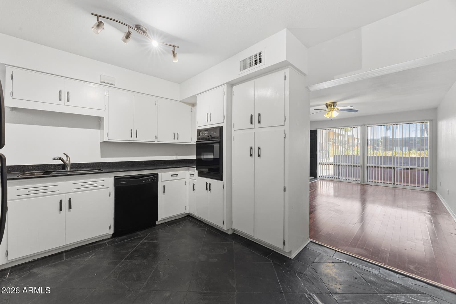 6501 N 17TH Avenue 113, Phoenix, AZ 85015 — photo 20 of 42
