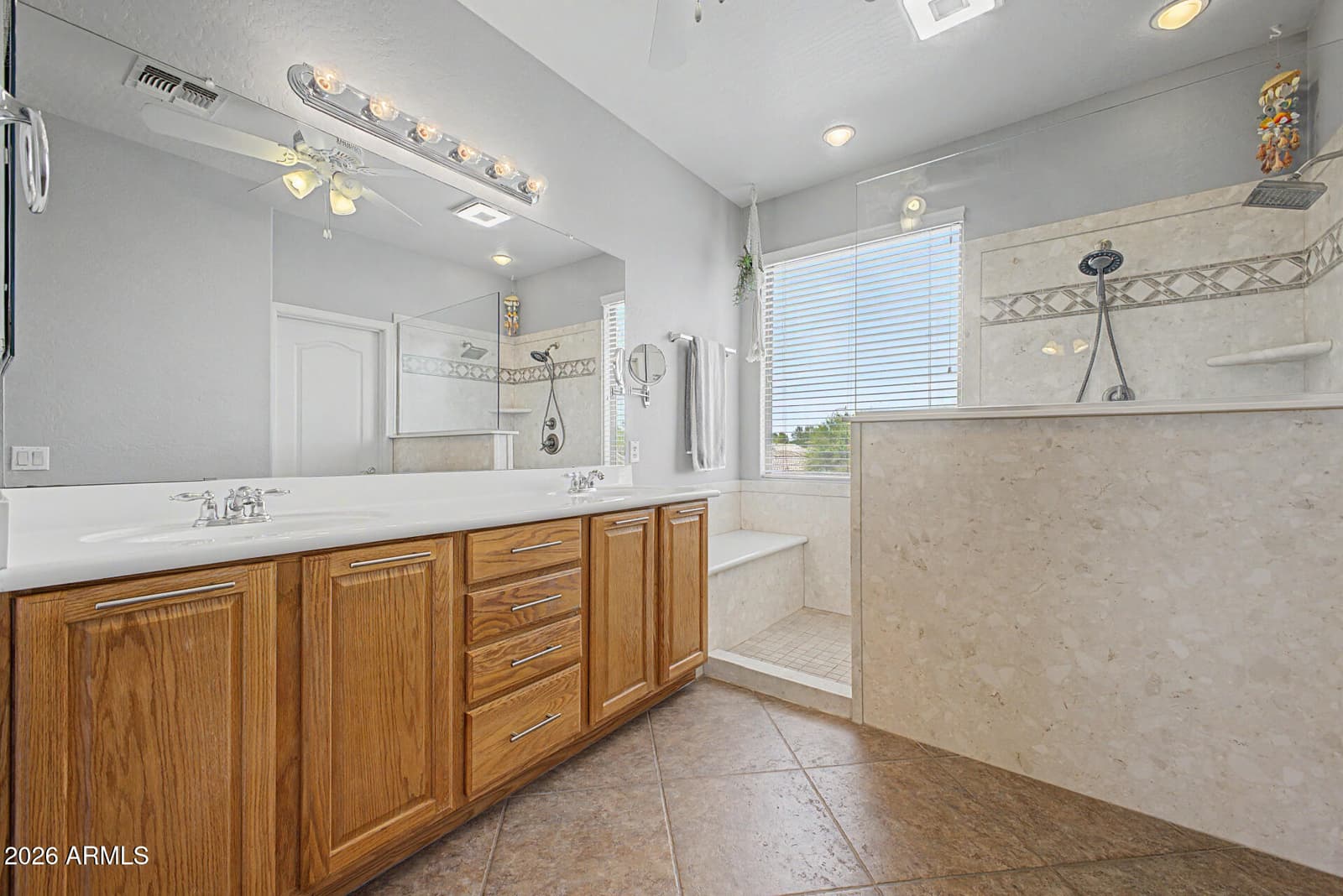 4062 S WAYNE Place, Chandler, AZ 85249 — photo 7 of 40
