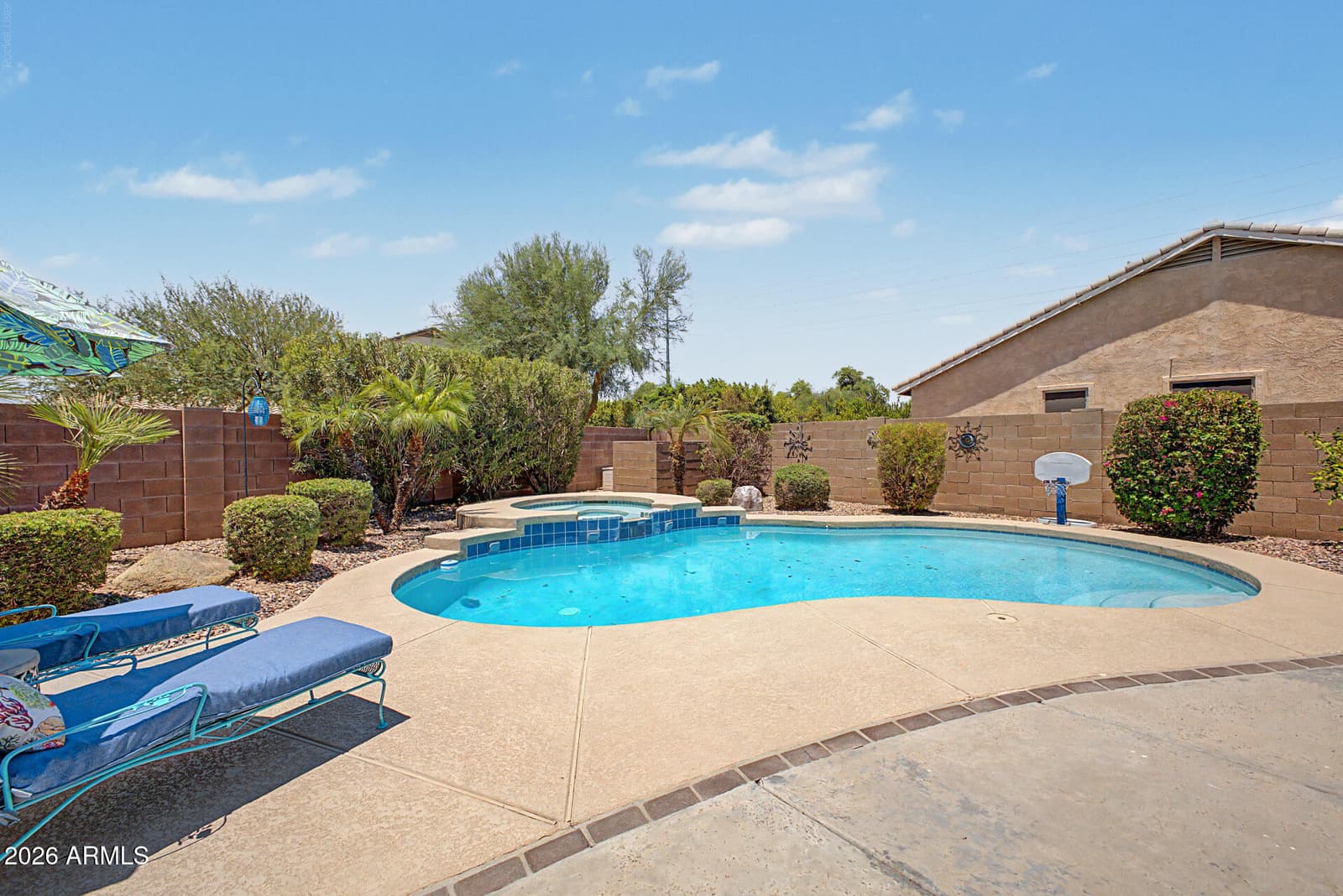 4062 S WAYNE Place, Chandler, AZ 85249 — photo 36 of 40