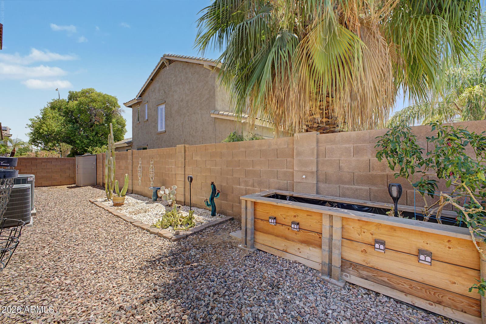 4062 S WAYNE Place, Chandler, AZ 85249 — photo 38 of 40