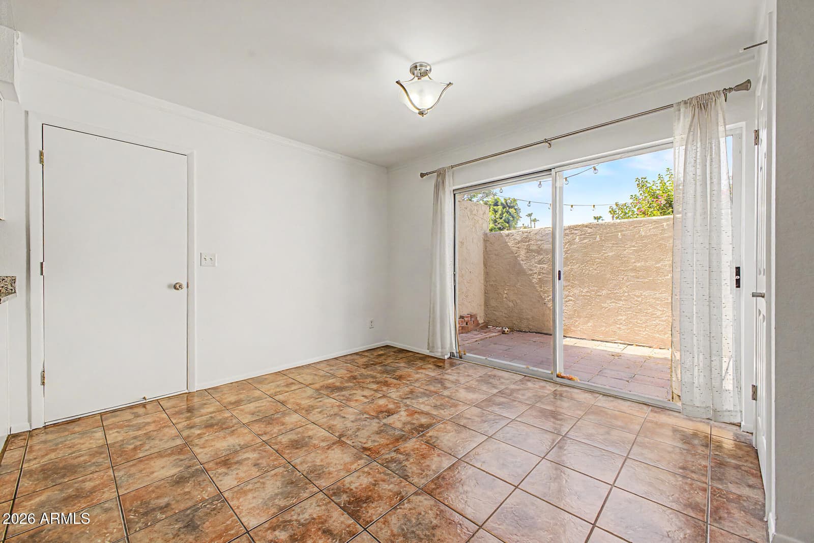 5619 S ADMIRALTY Court C, Tempe, AZ 85283 — photo 7 of 31