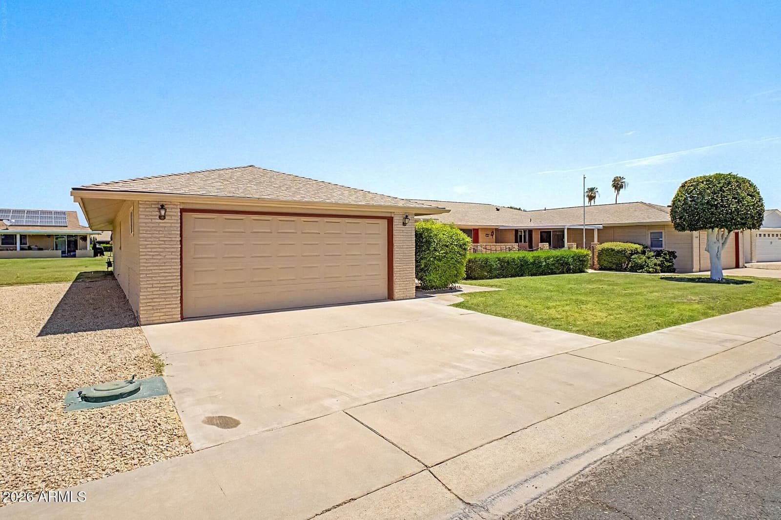 10608 W EL CAPITAN Circle, Sun City, AZ 85351 — photo 2 of 31