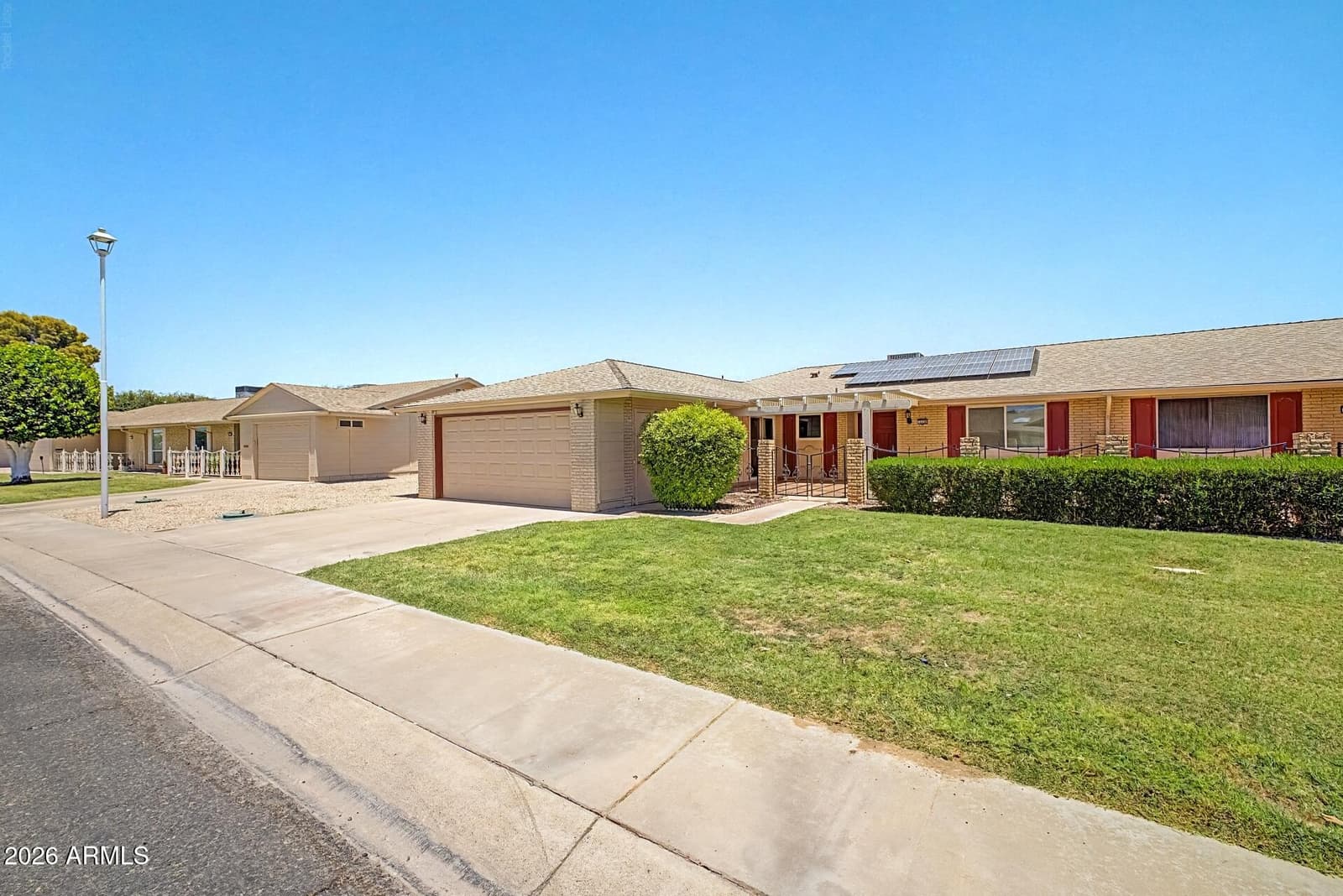 10608 W EL CAPITAN Circle, Sun City, AZ 85351 — photo 4 of 31