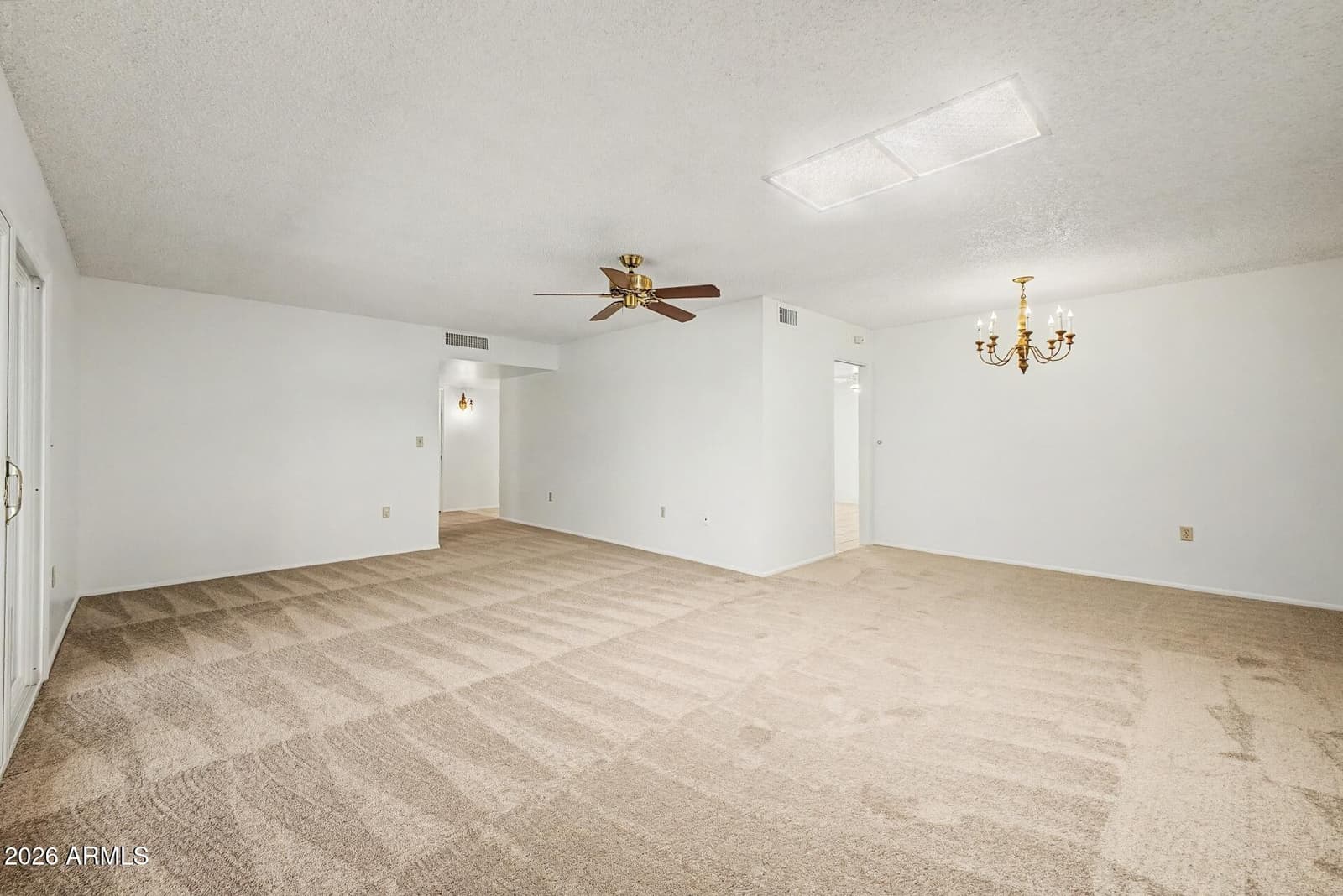 10608 W EL CAPITAN Circle, Sun City, AZ 85351 — photo 15 of 31