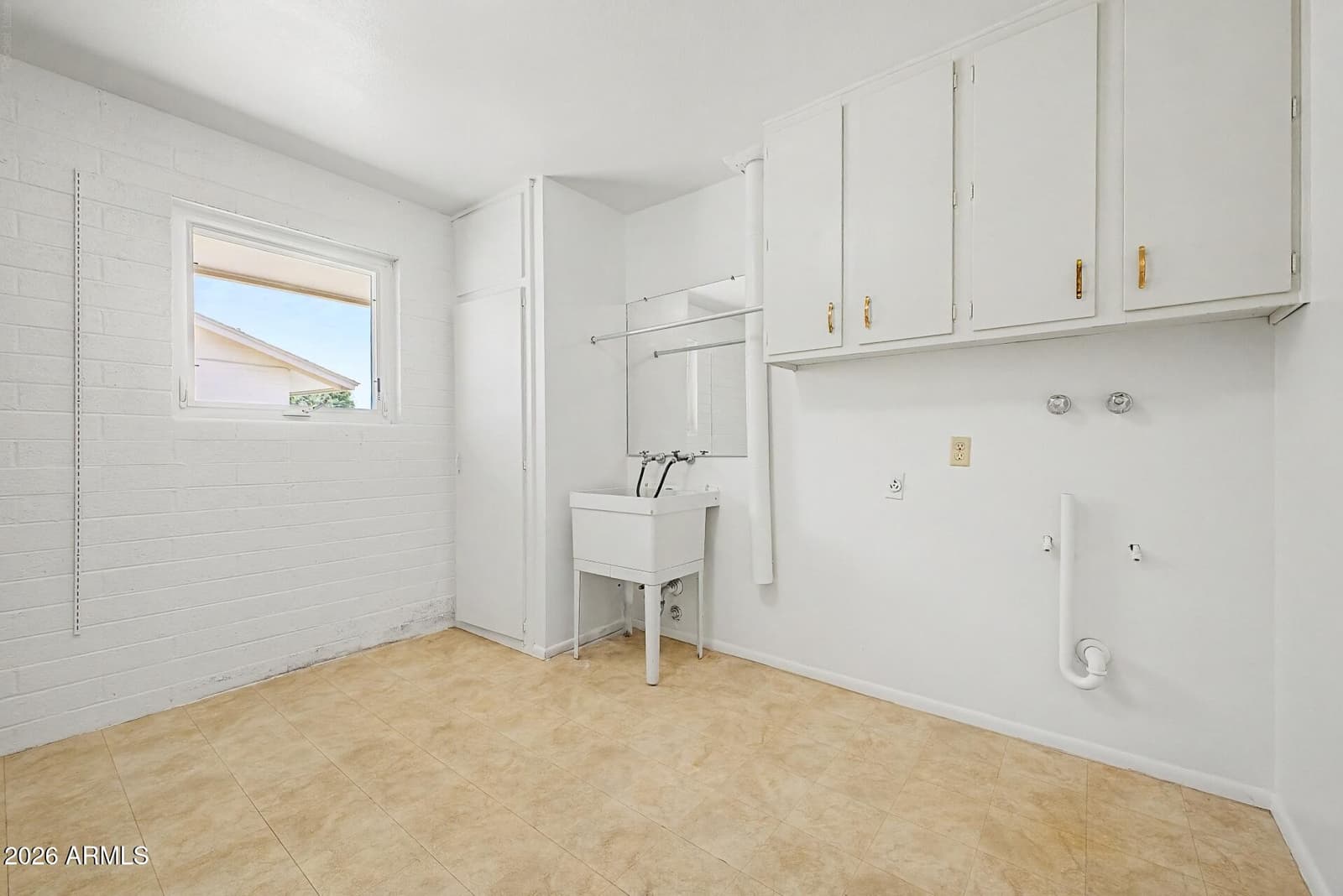 10608 W EL CAPITAN Circle, Sun City, AZ 85351 — photo 28 of 31