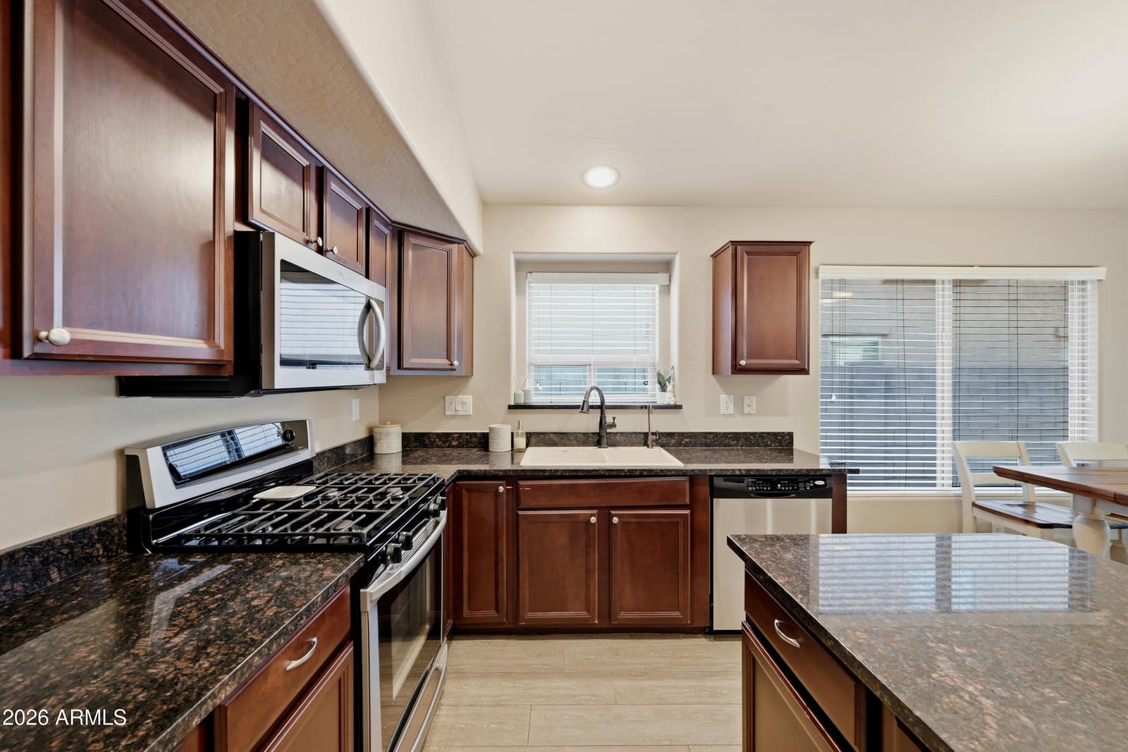 2928 E SHADY SPRING Trail, Phoenix, AZ 85024 — photo 9 of 43