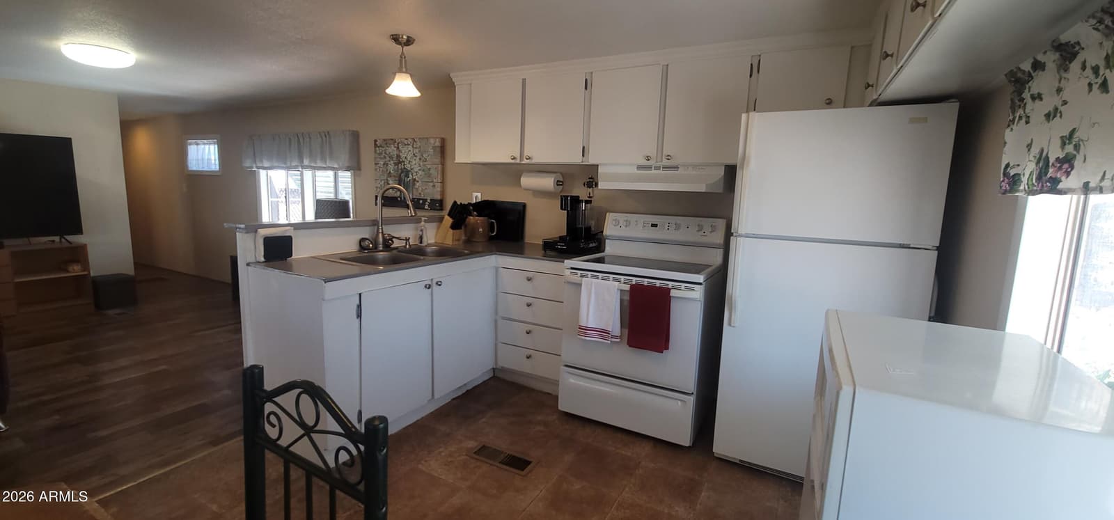 800 W APACHE Trail 24, Apache Junction, AZ 85120 — photo 4 of 18