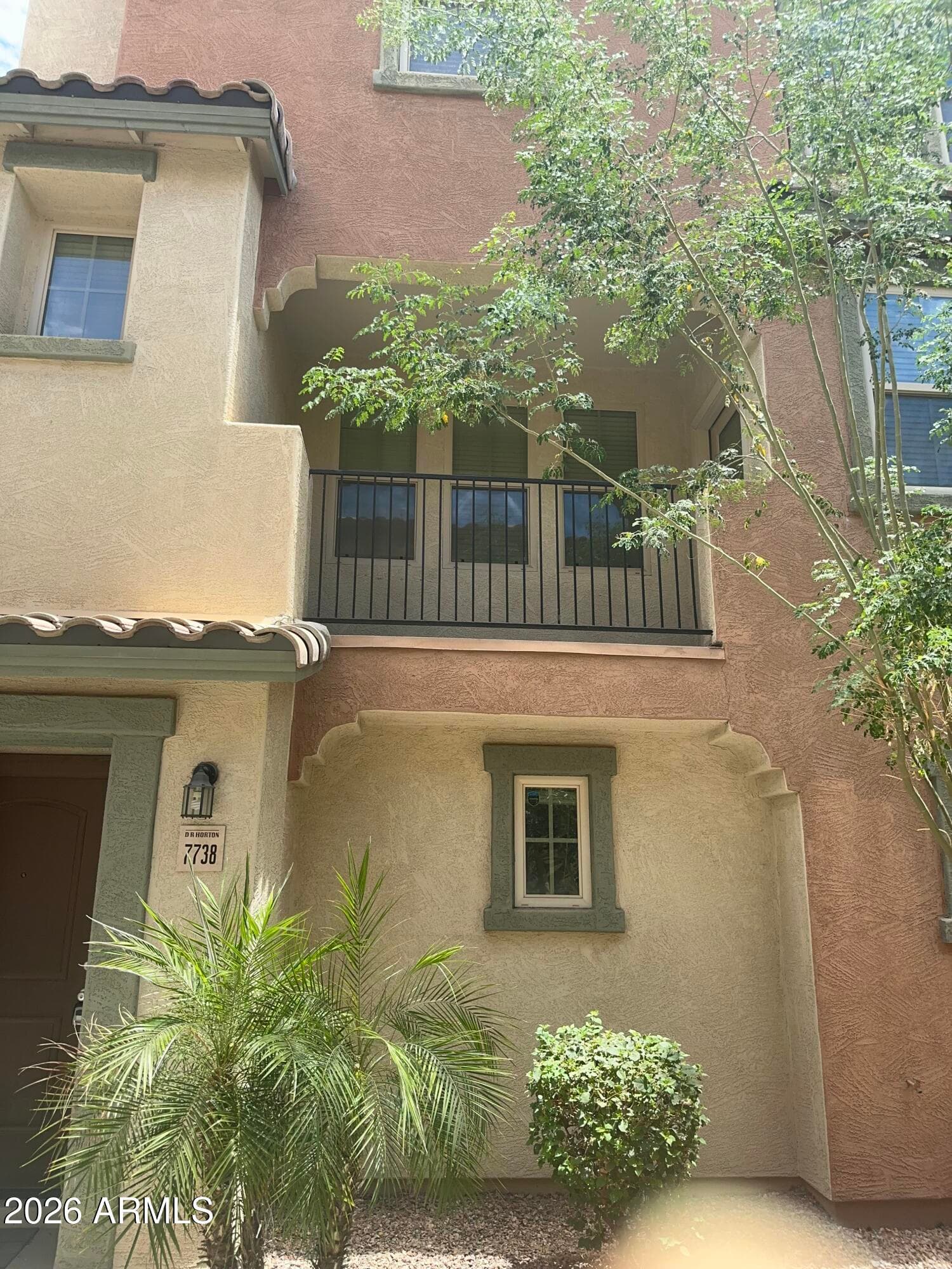 7738 W PIPESTONE Place, Phoenix, AZ 85035 — photo 11 of 38