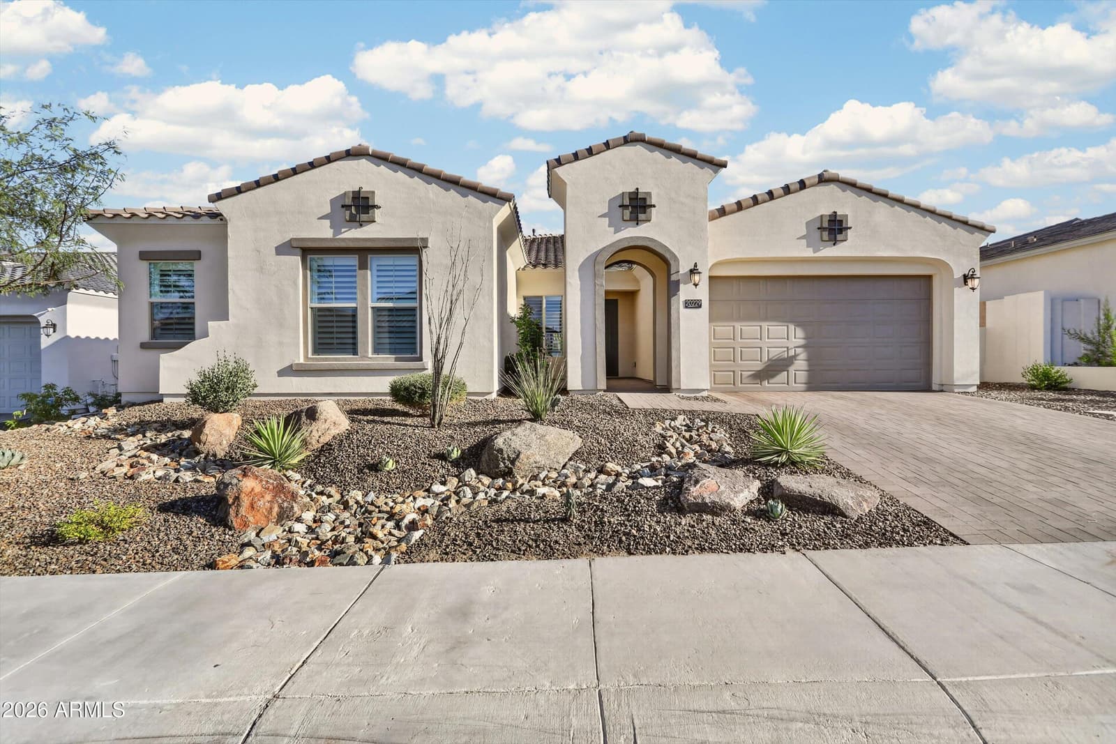 20229 W SAN JUAN Avenue, Litchfield Park, AZ 85340 — photo 2 of 62
