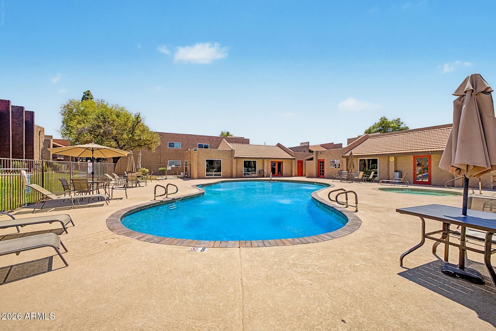 5525 E THOMAS Road M23, Phoenix, AZ 85018 — photo 25 of 26