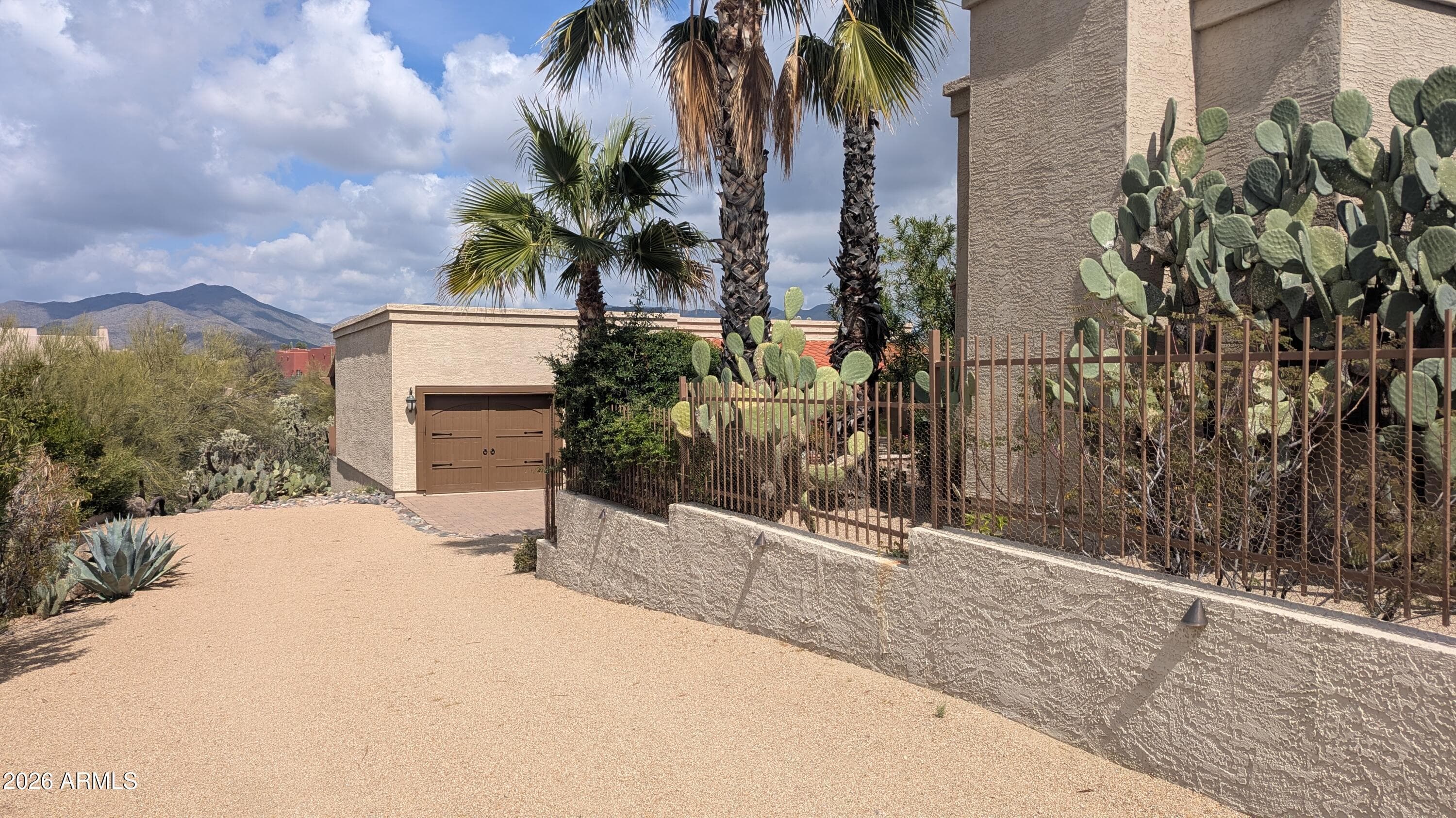 8944 E LAZYWOOD Place, Carefree, AZ 85377 — photo 4 of 85