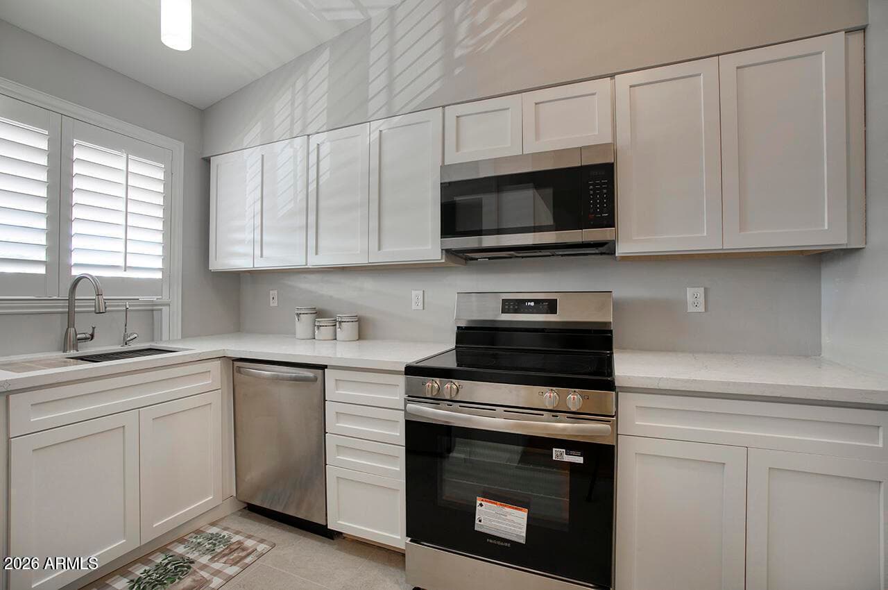 10820 N FAIRWAY Court W 218, Sun City, AZ 85351