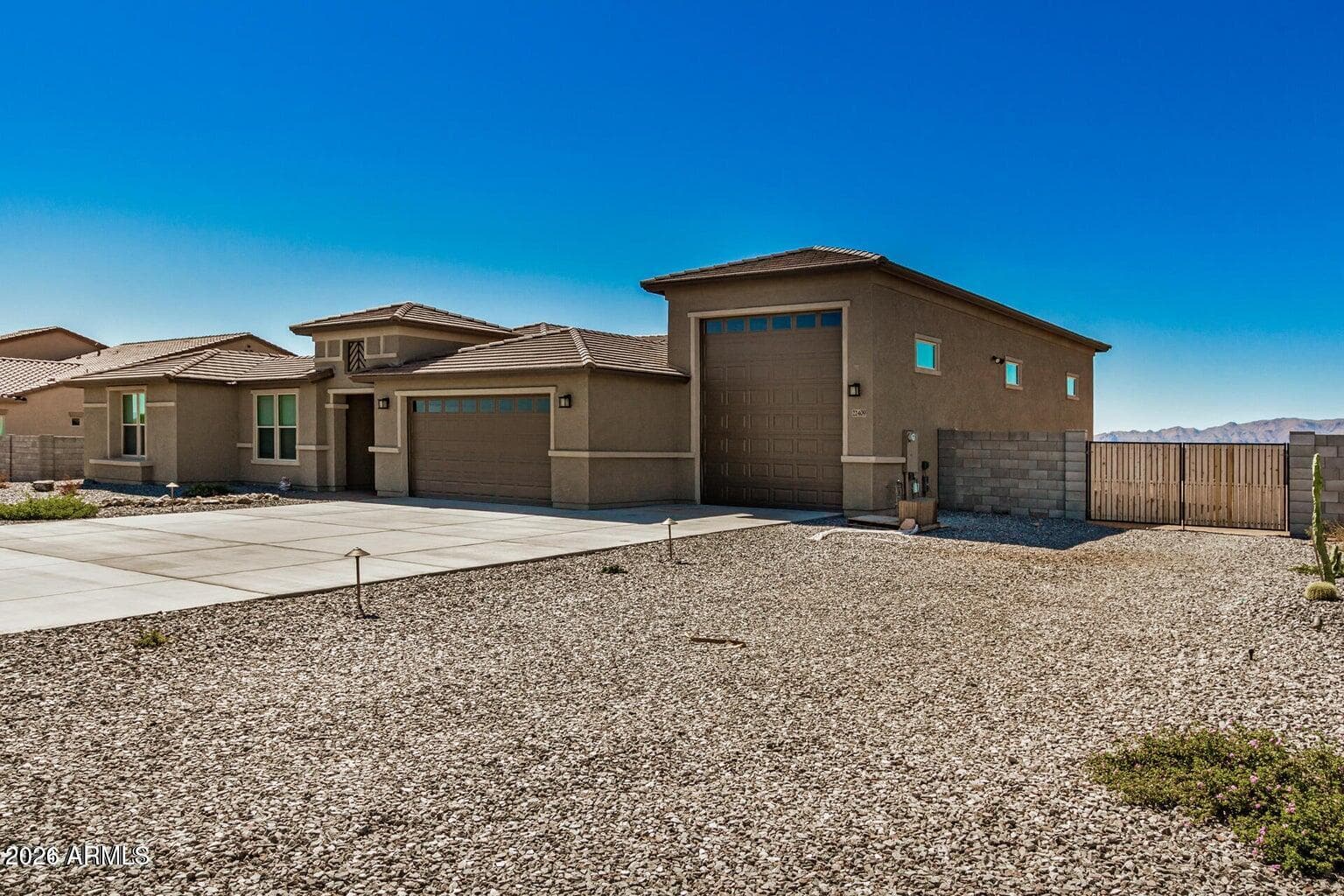 24415 W BAKER Drive, Wittmann, AZ 85361 — photo 5 of 45