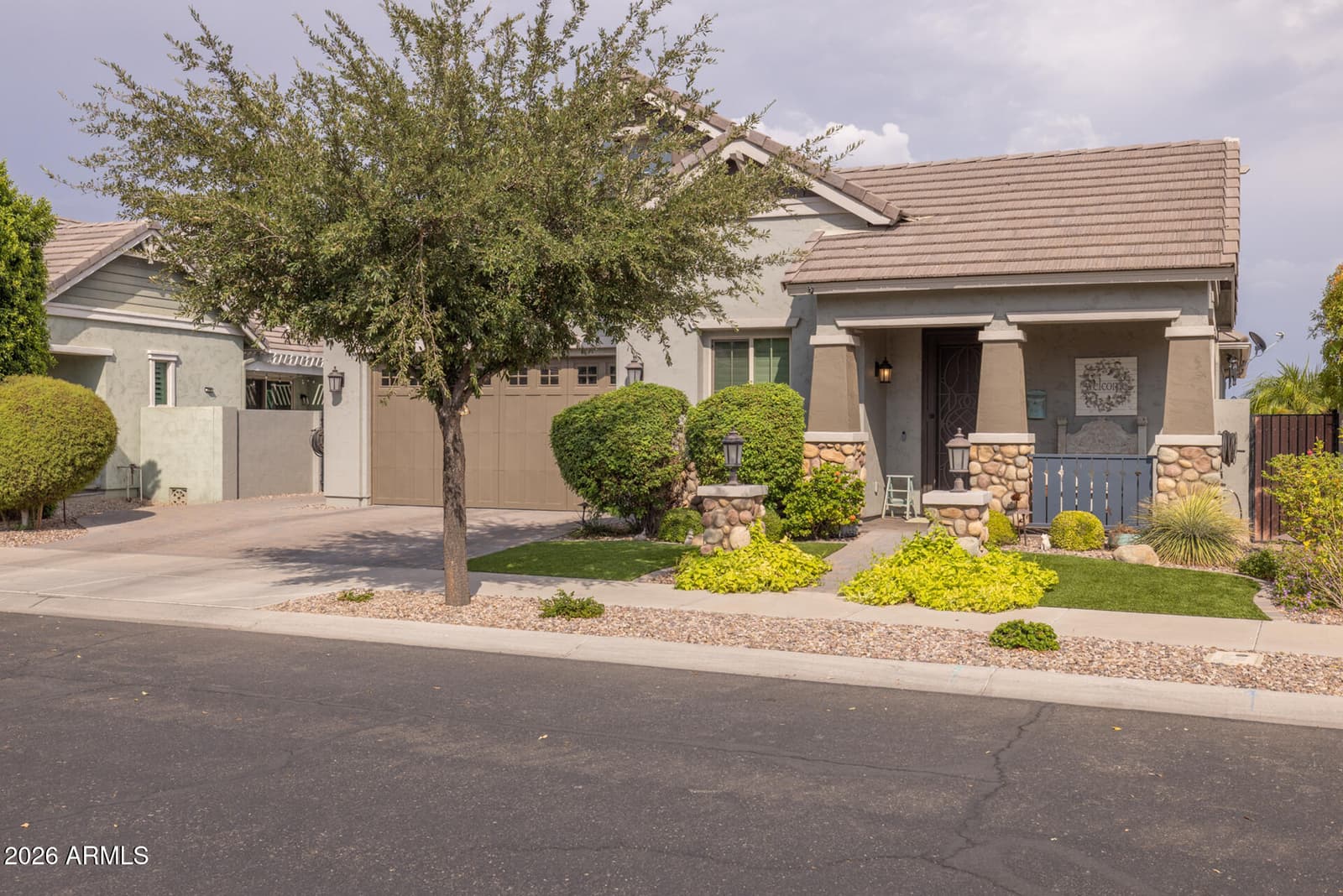 2935 S JEFFRY Street, Gilbert, AZ 85295 — photo 4 of 68