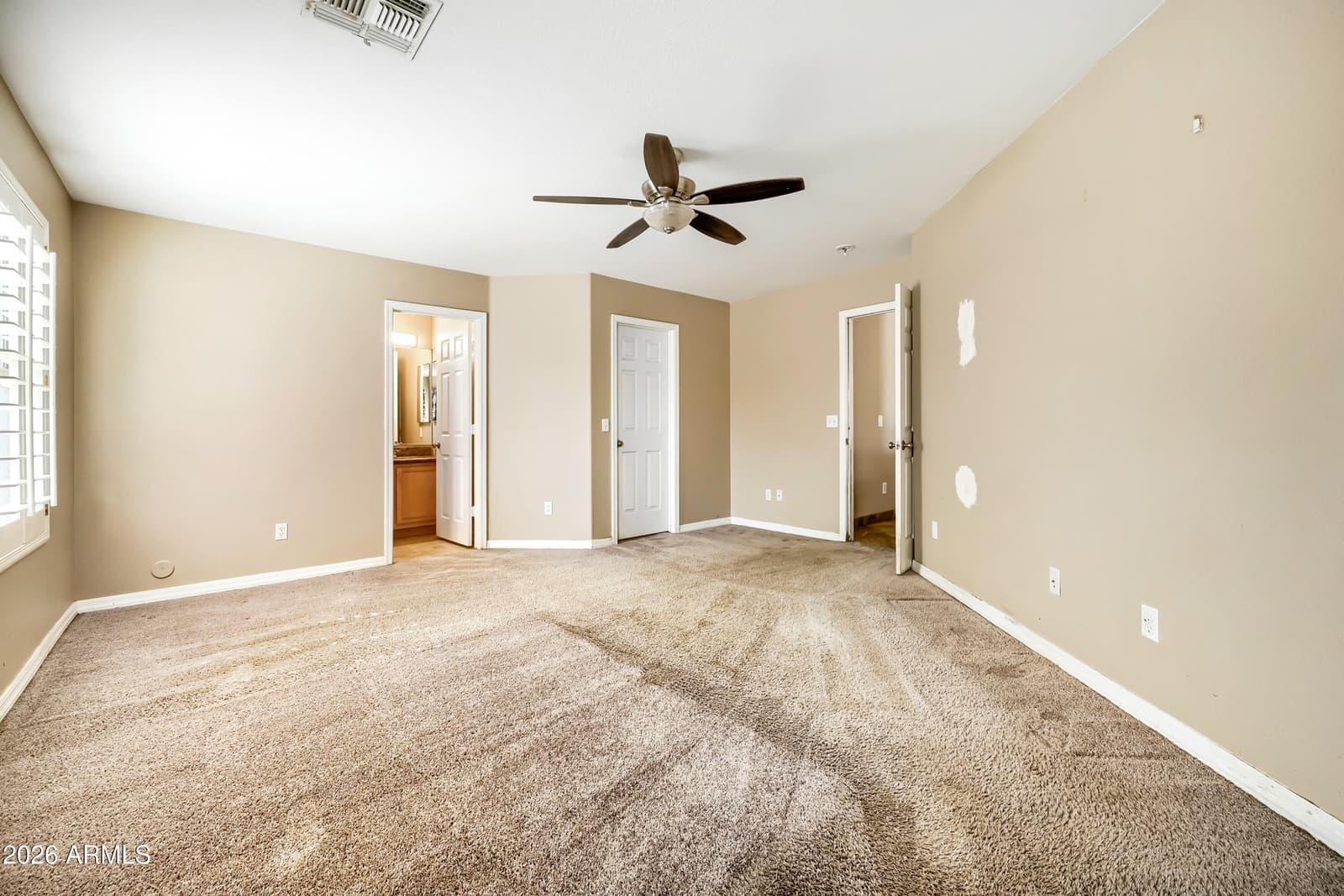 13383 W POST Drive, Surprise, AZ 85374 — photo 10 of 24