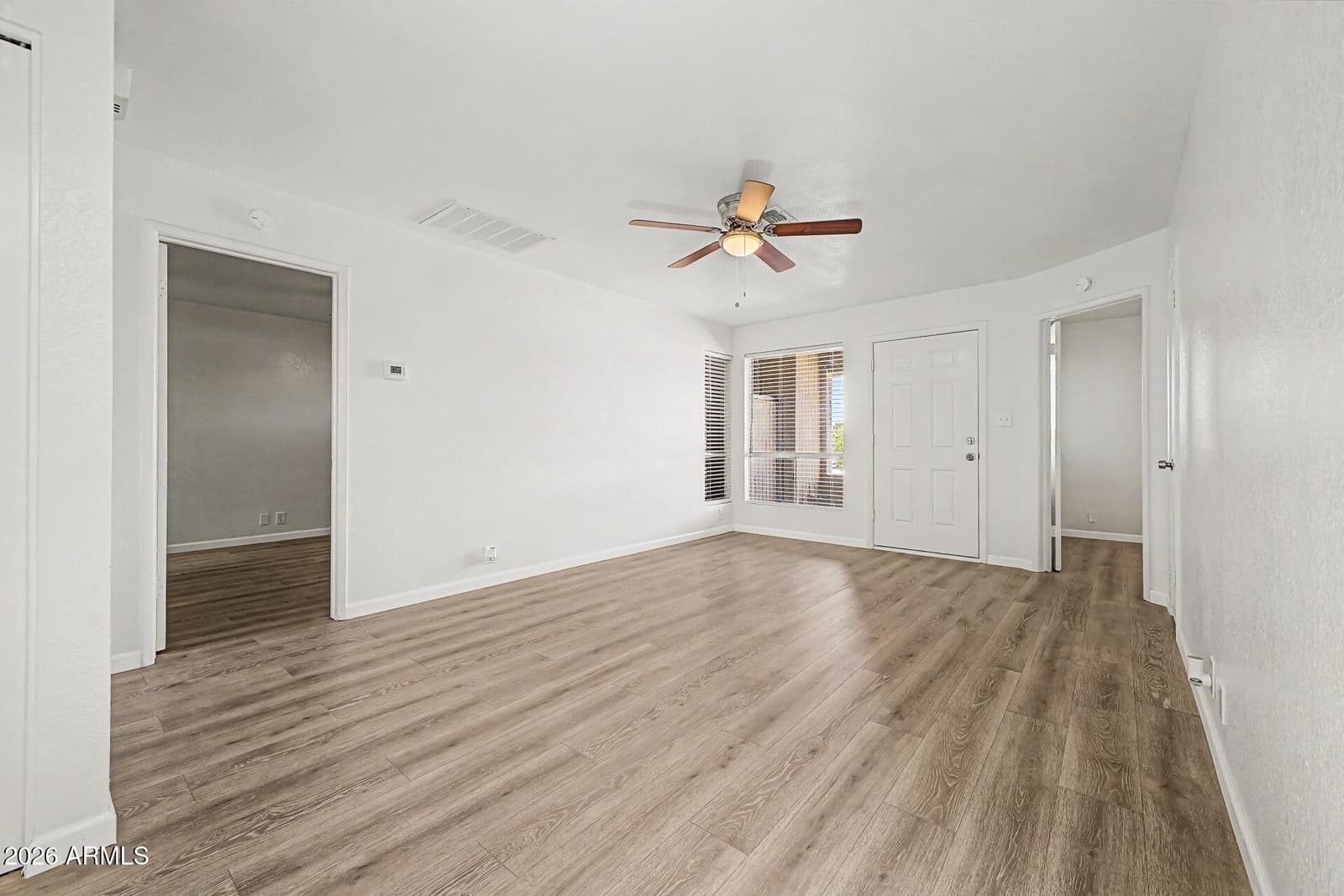 317 W HONONEGH Drive 3, Phoenix, AZ 85027 — photo 4 of 31