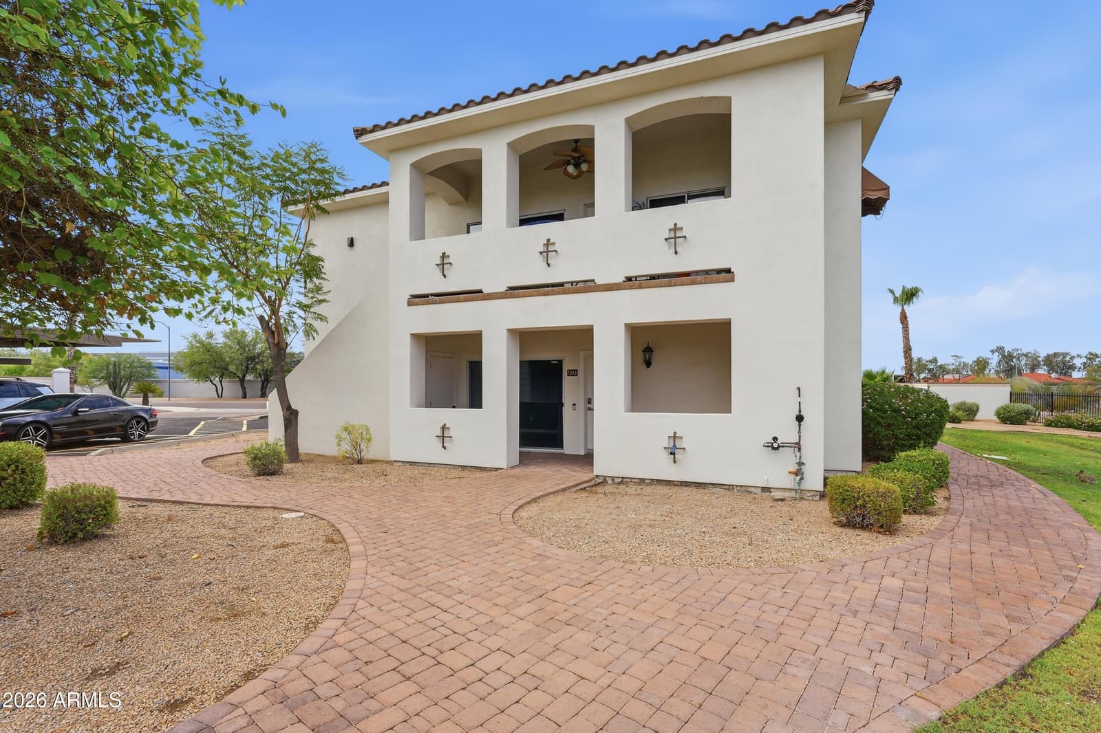 2950 W LOUISE Drive 103, Phoenix, AZ 85027 — photo 10 of 45