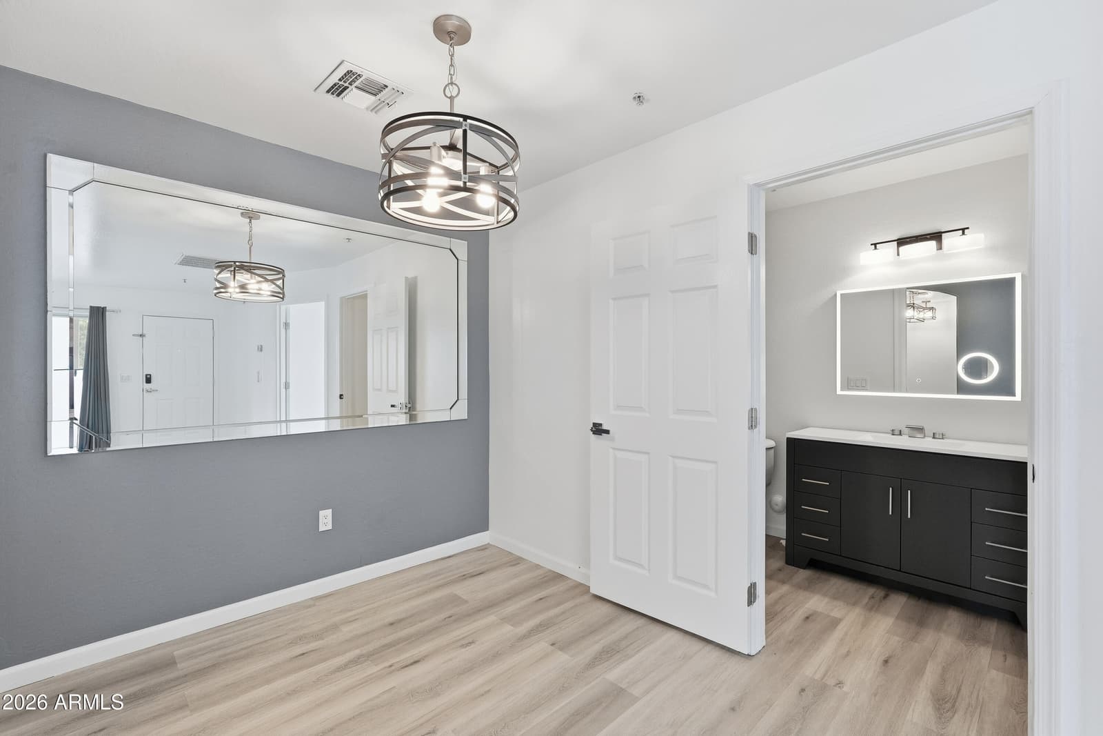 2950 W LOUISE Drive 103, Phoenix, AZ 85027 — photo 23 of 45