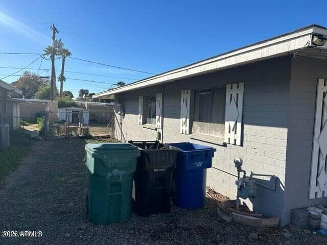 453 W 3RD Place, Mesa, AZ 85201 — photo 5 of 9