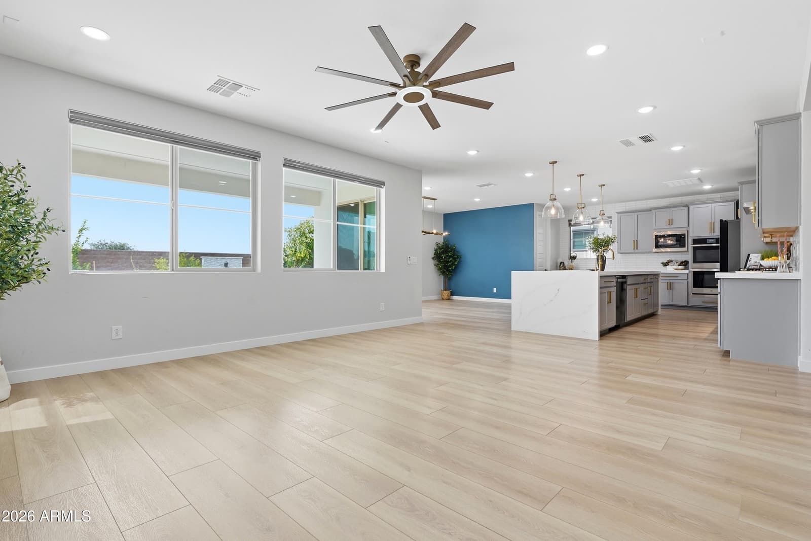 1421 E DONATO Court, Gilbert, AZ 85298 — photo 13 of 47