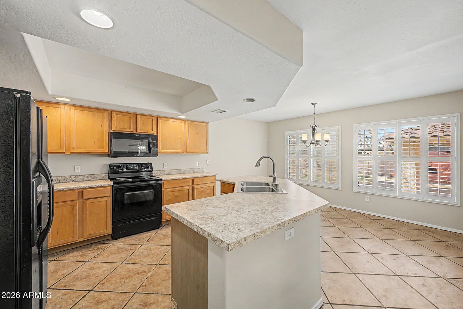 7681 W MARLETTE Avenue, Glendale, AZ 85303 — photo 10 of 42
