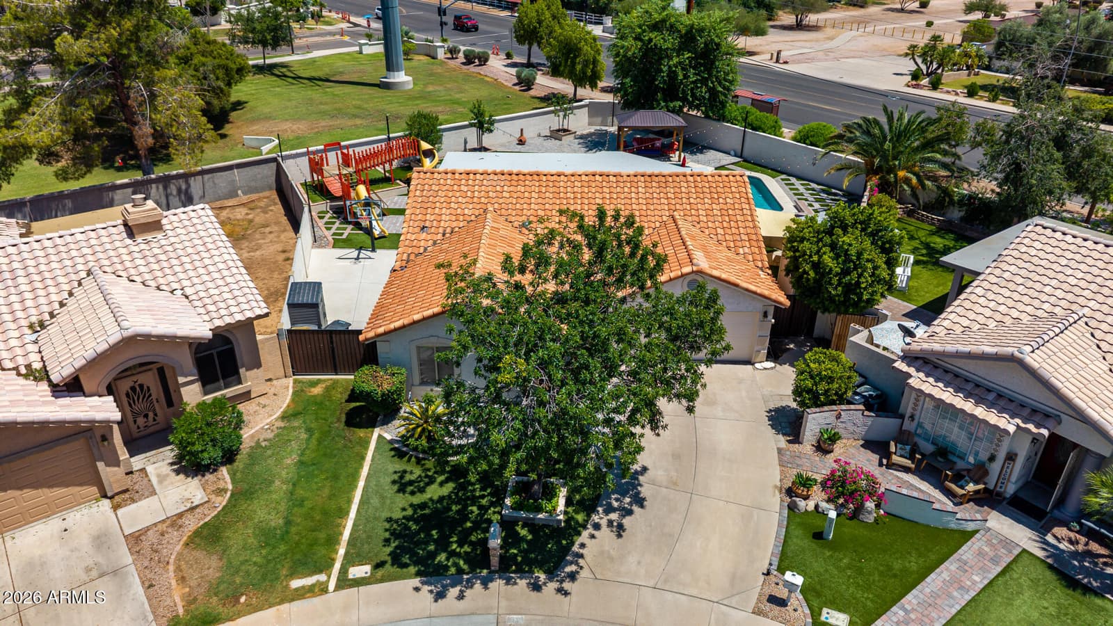 1933 E MARQUETTE Drive, Gilbert, AZ 85234 — photo 4 of 64