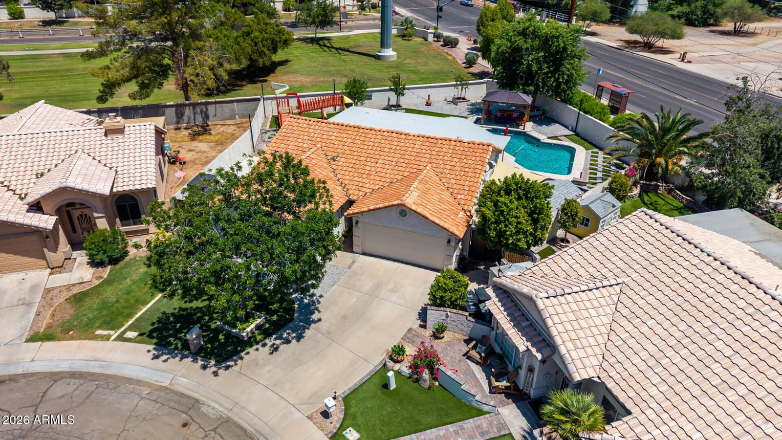 1933 E MARQUETTE Drive, Gilbert, AZ 85234 — photo 6 of 64