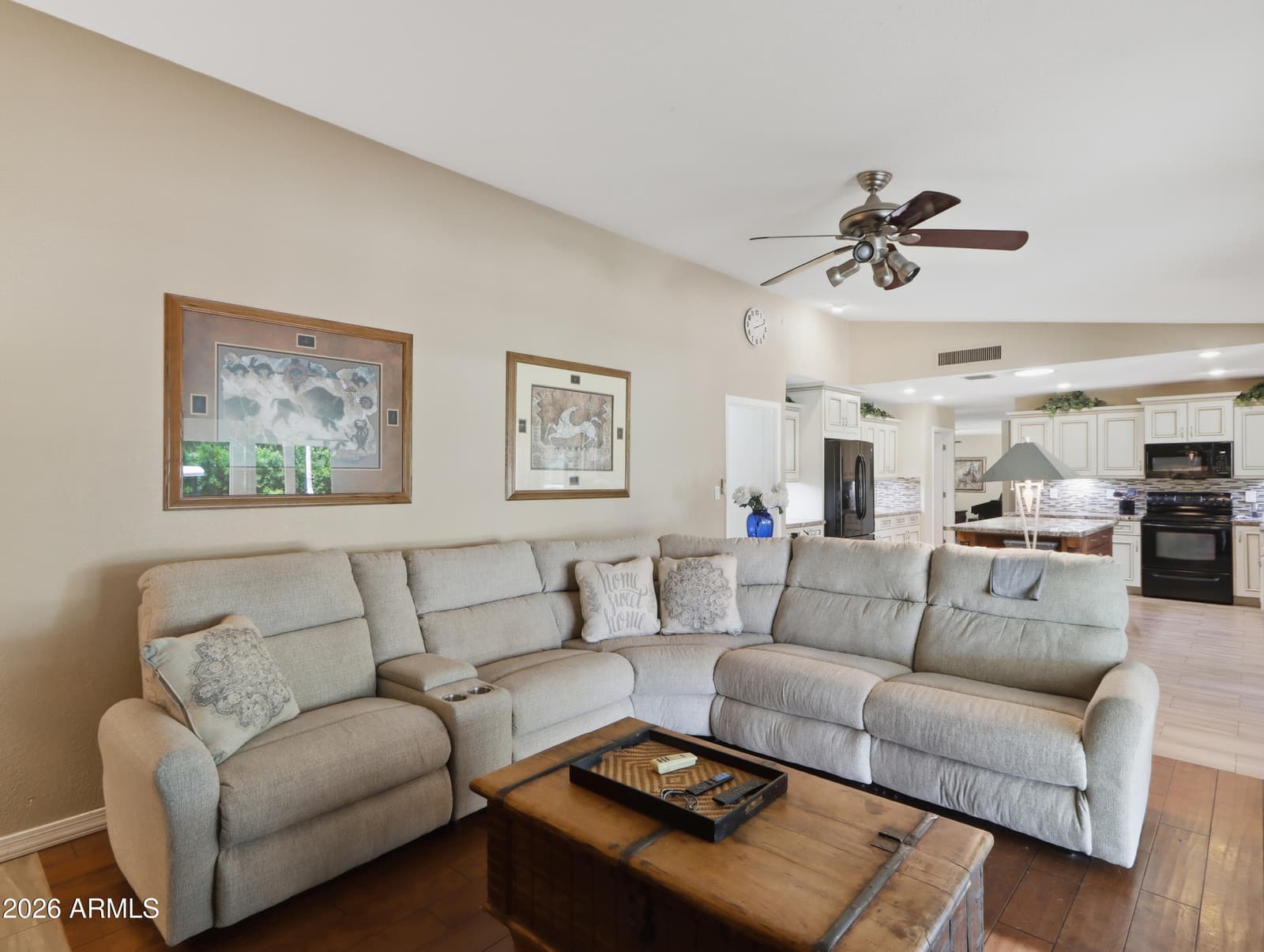 4516 E LUDLOW Drive, Phoenix, AZ 85032 — photo 8 of 35