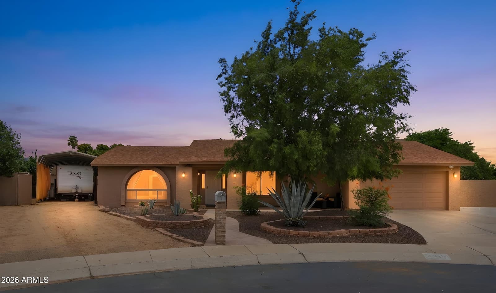 4516 E LUDLOW Drive, Phoenix, AZ 85032 — photo 2 of 35