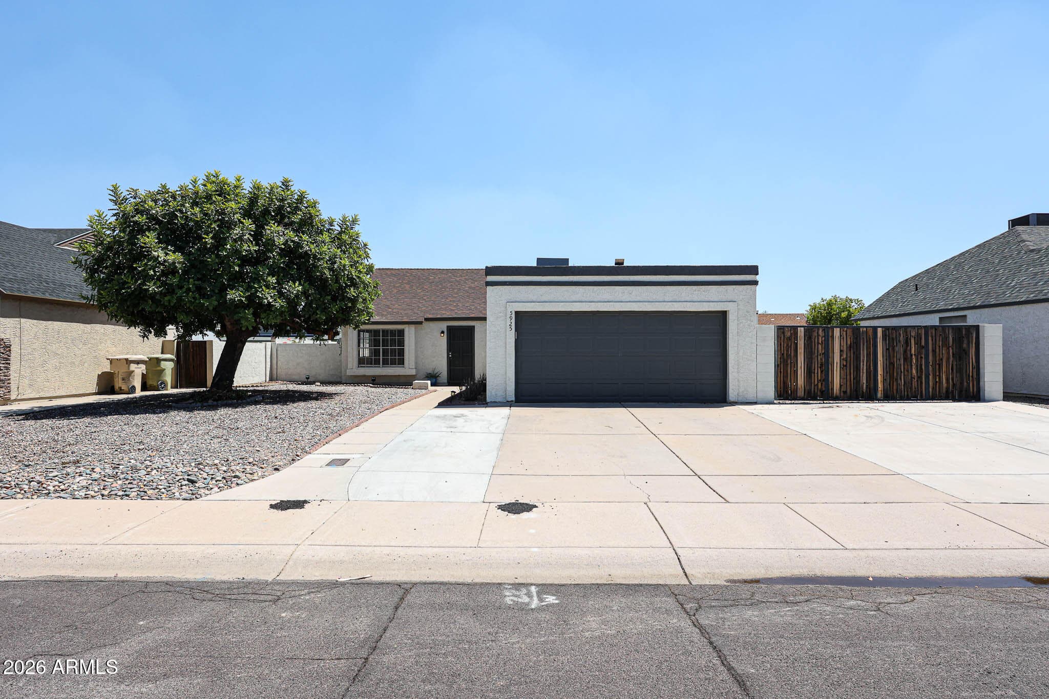 5925 W CROCUS Drive, Glendale, AZ 85306 — photo 3 of 28