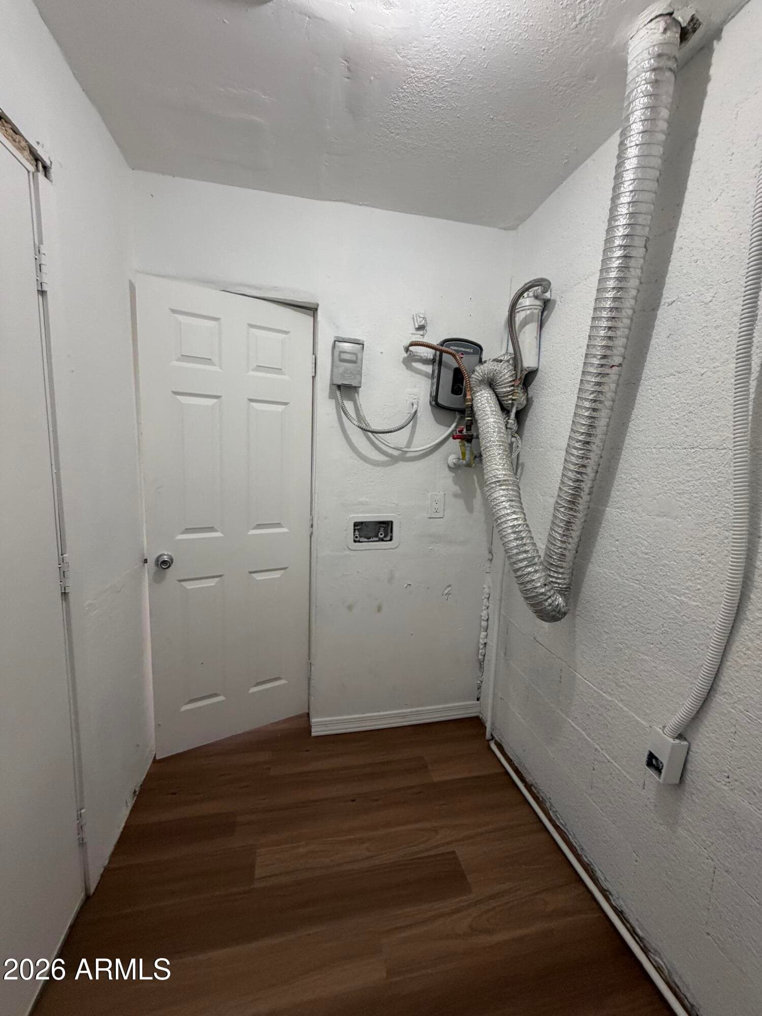 7515 N 47TH Lane, Glendale, AZ 85301 — photo 16 of 19