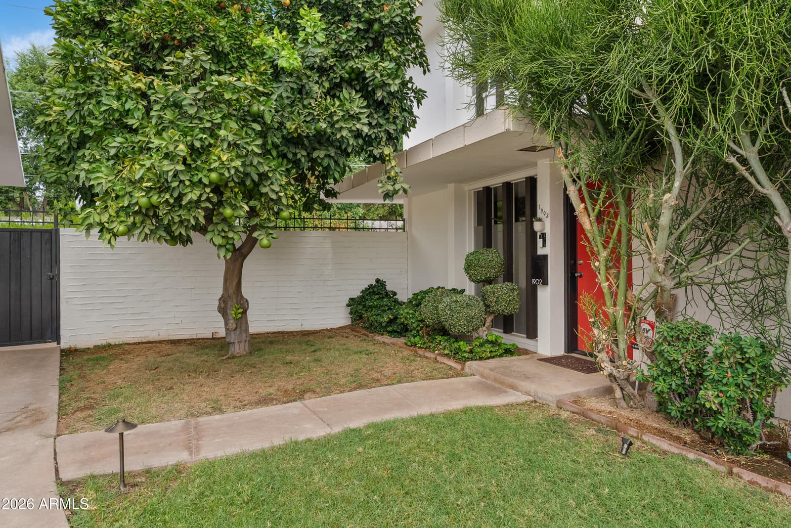 1902 E MEDLOCK Drive, Phoenix, AZ 85016 — photo 33 of 39