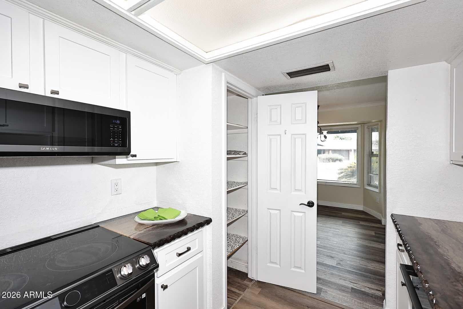 17640 N 1ST Place N, Phoenix, AZ 85022 — photo 12 of 34
