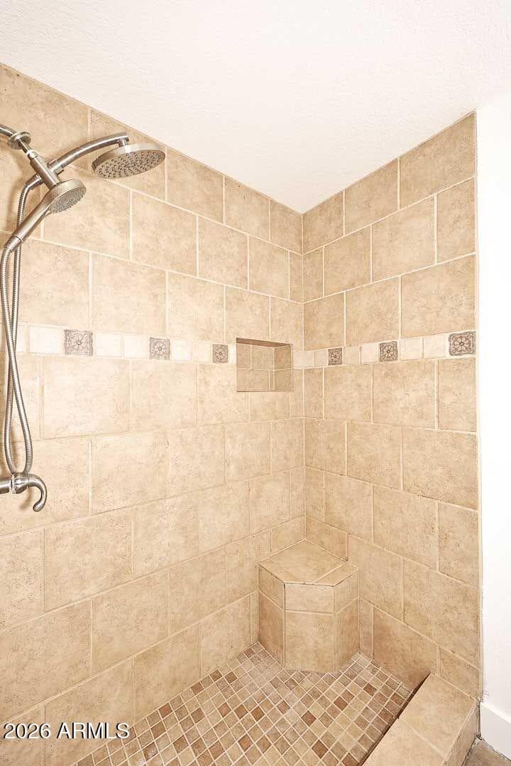 17640 N 1ST Place N, Phoenix, AZ 85022 — photo 18 of 34