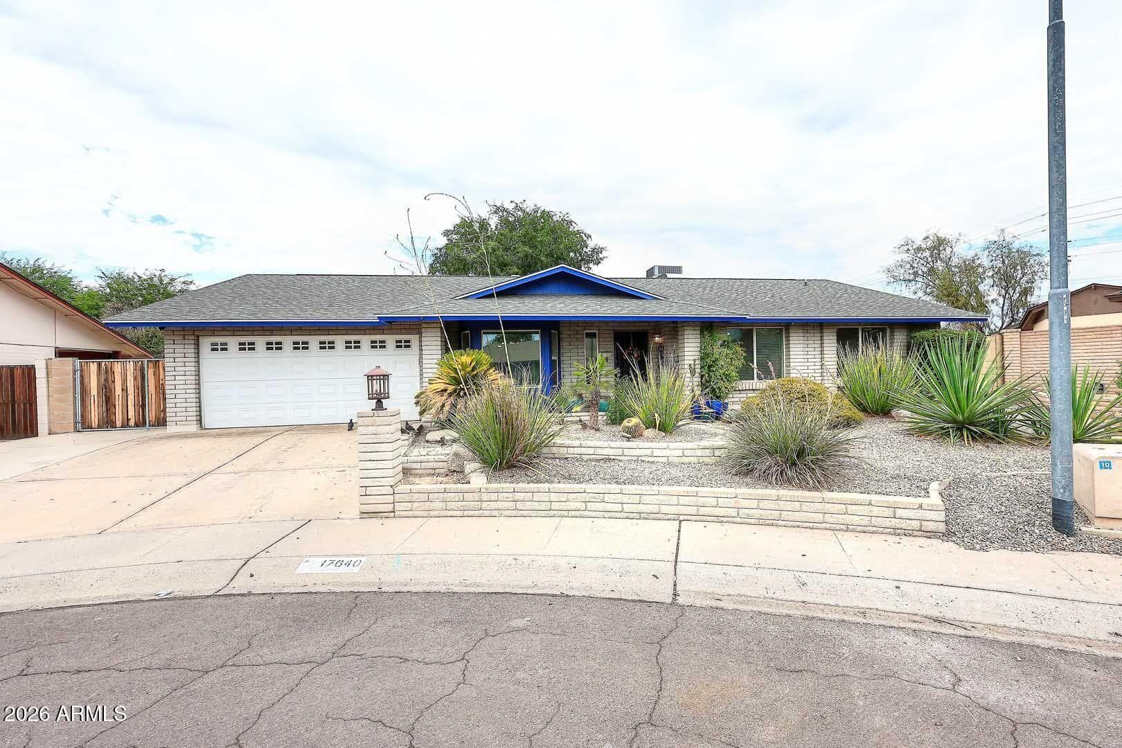 17640 N 1ST Place N, Phoenix, AZ 85022 — photo 1 of 34